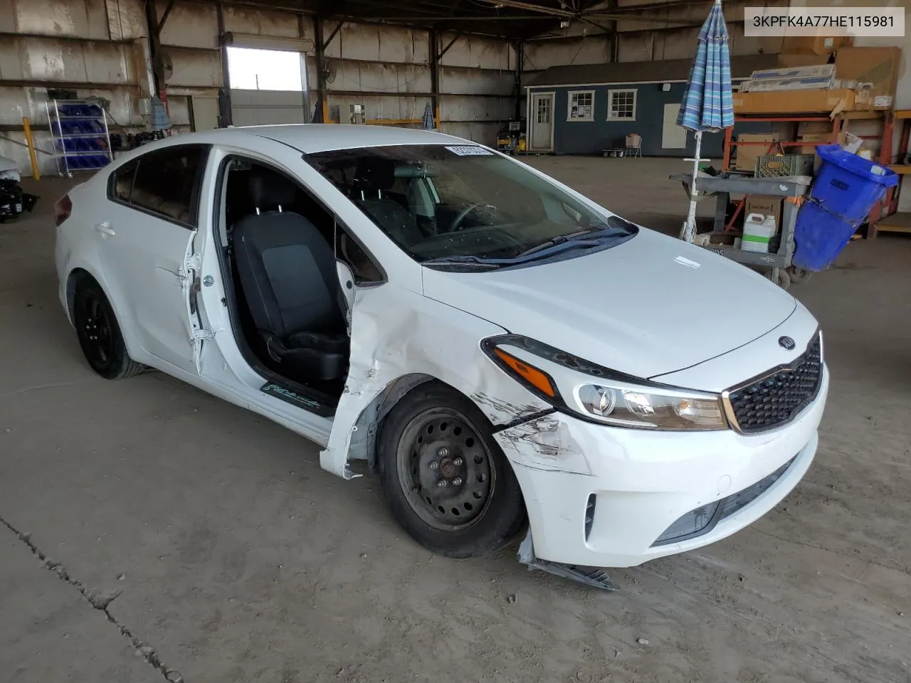 3KPFK4A77HE115981 2017 Kia Forte Lx