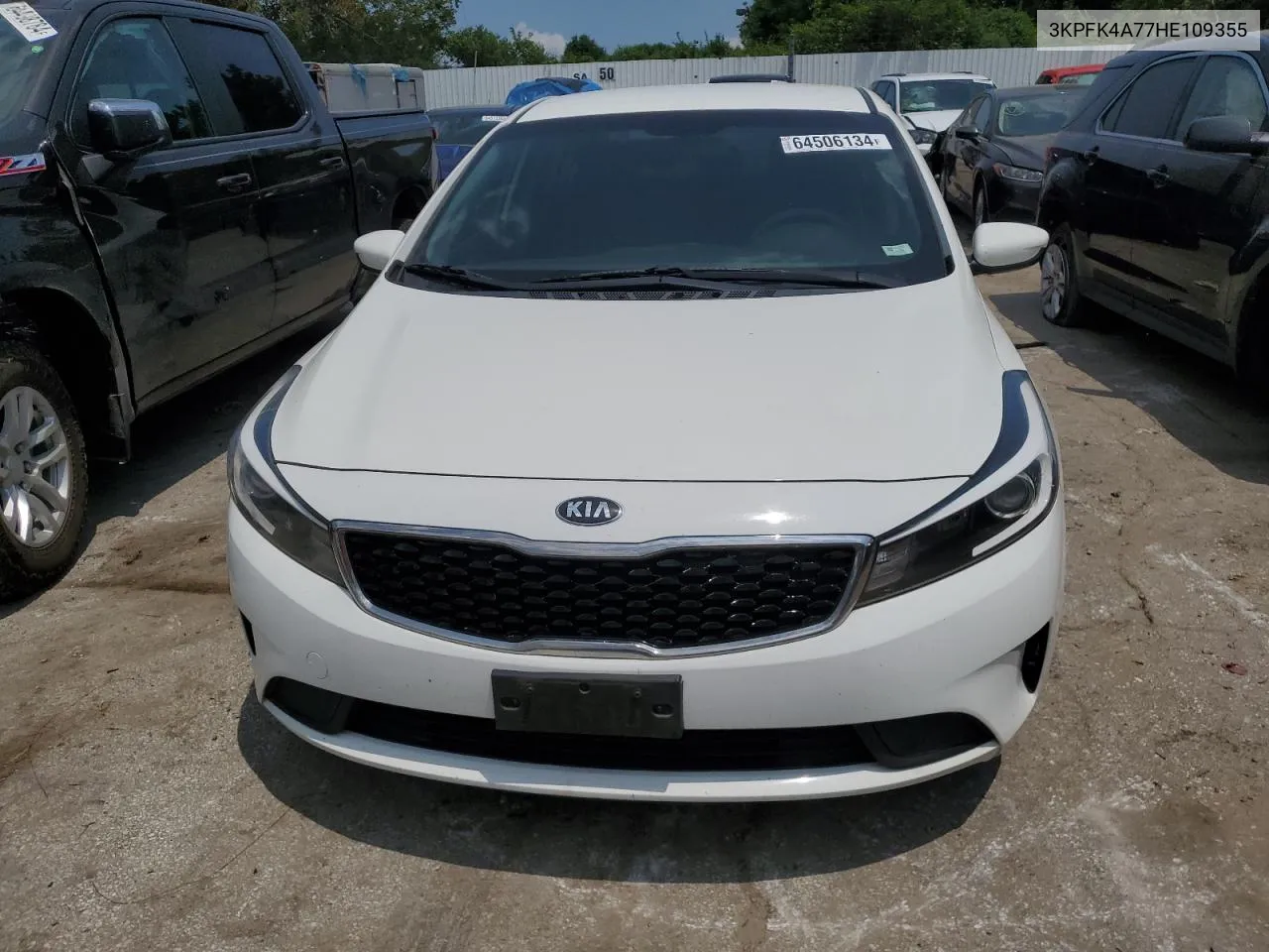 3KPFK4A77HE109355 2017 Kia Forte Lx