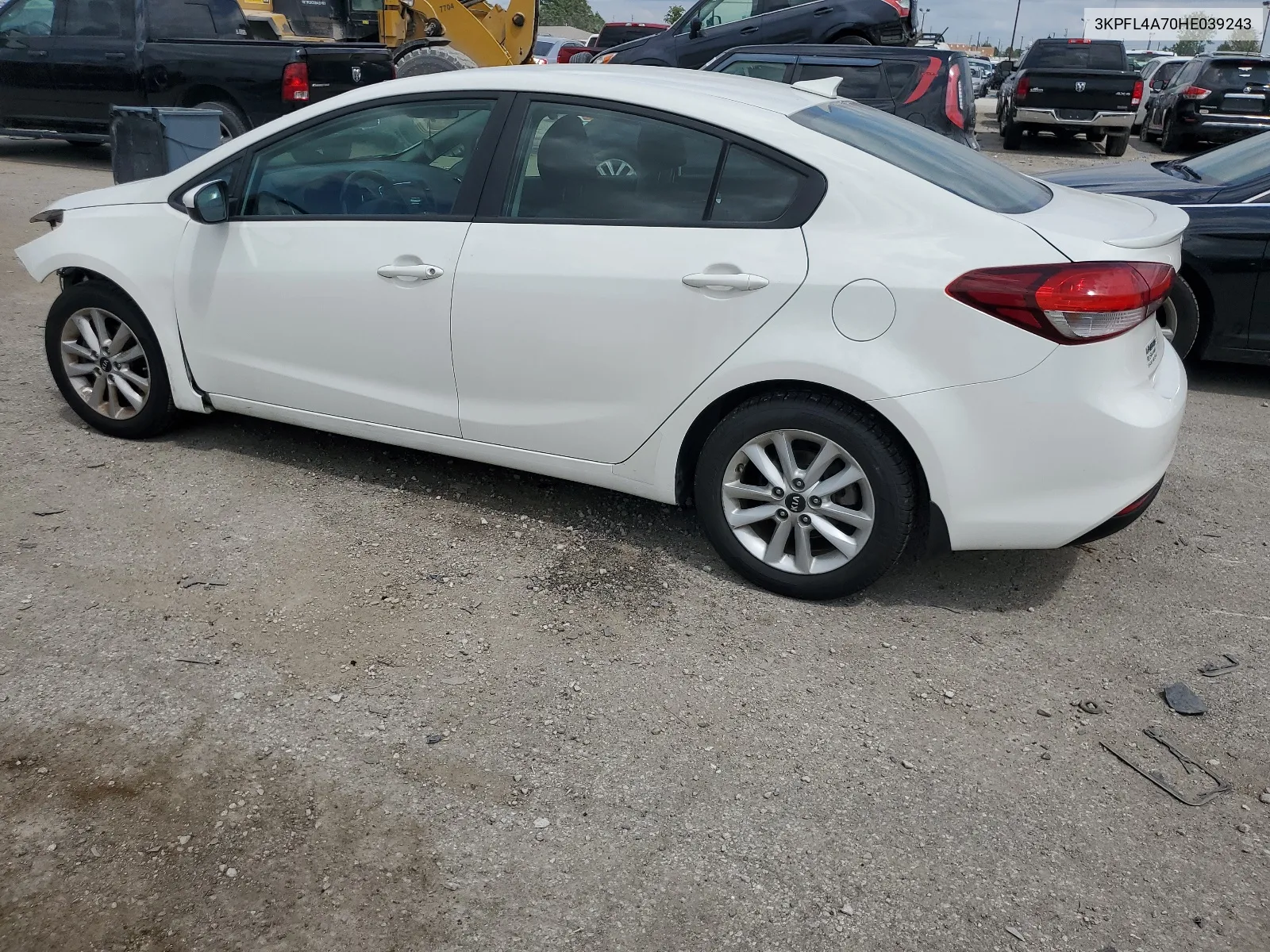 3KPFL4A70HE039243 2017 Kia Forte Lx