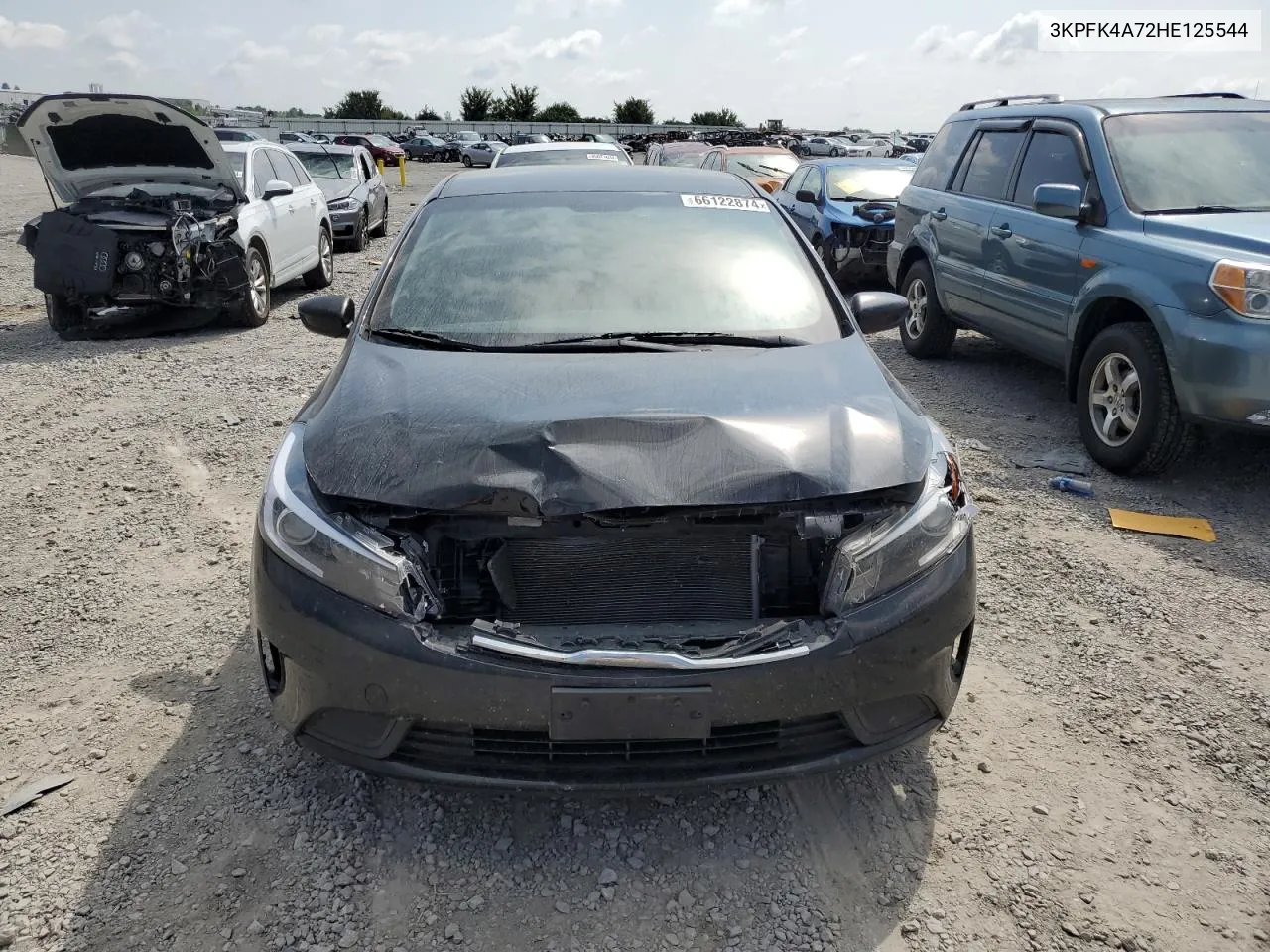 3KPFK4A72HE125544 2017 Kia Forte Lx