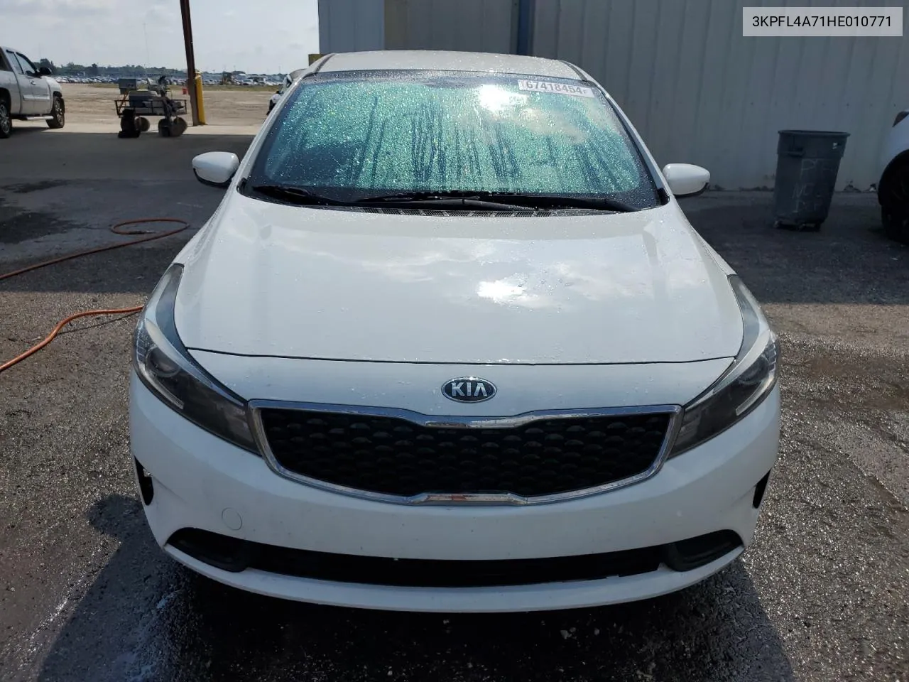 2017 Kia Forte Lx VIN: 3KPFL4A71HE010771 Lot: 67418454