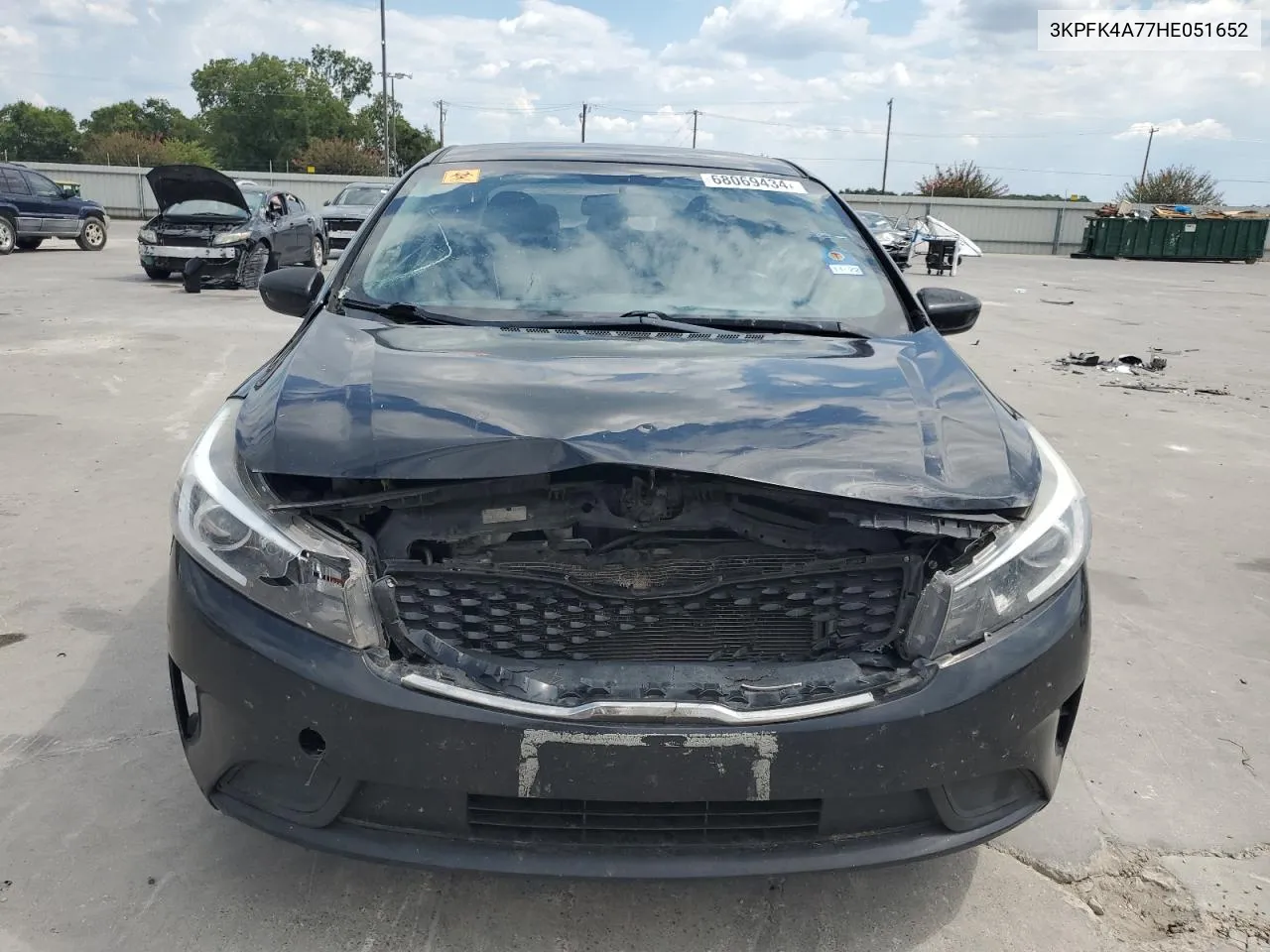 3KPFK4A77HE051652 2017 Kia Forte Lx