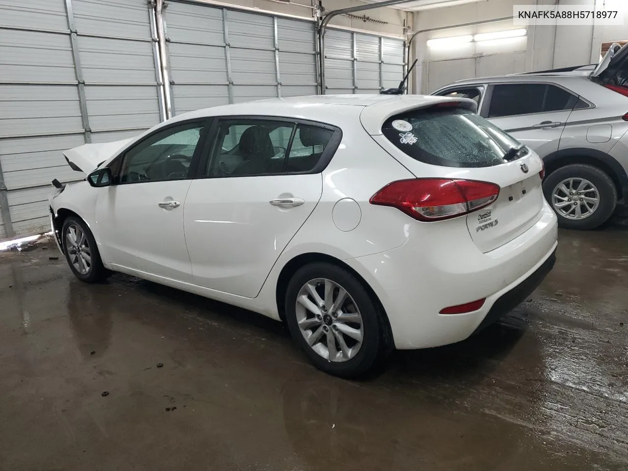 KNAFK5A88H5718977 2017 Kia Forte Lx