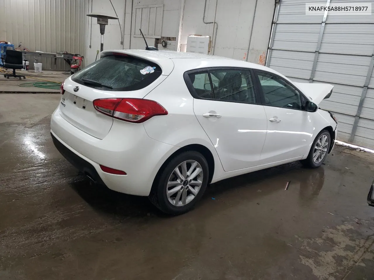 KNAFK5A88H5718977 2017 Kia Forte Lx