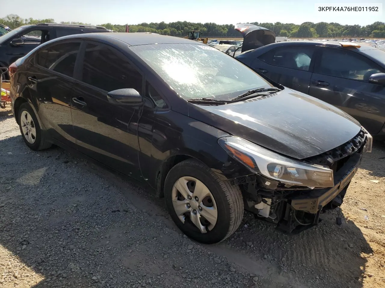 2017 Kia Forte Lx VIN: 3KPFK4A76HE011952 Lot: 68108474