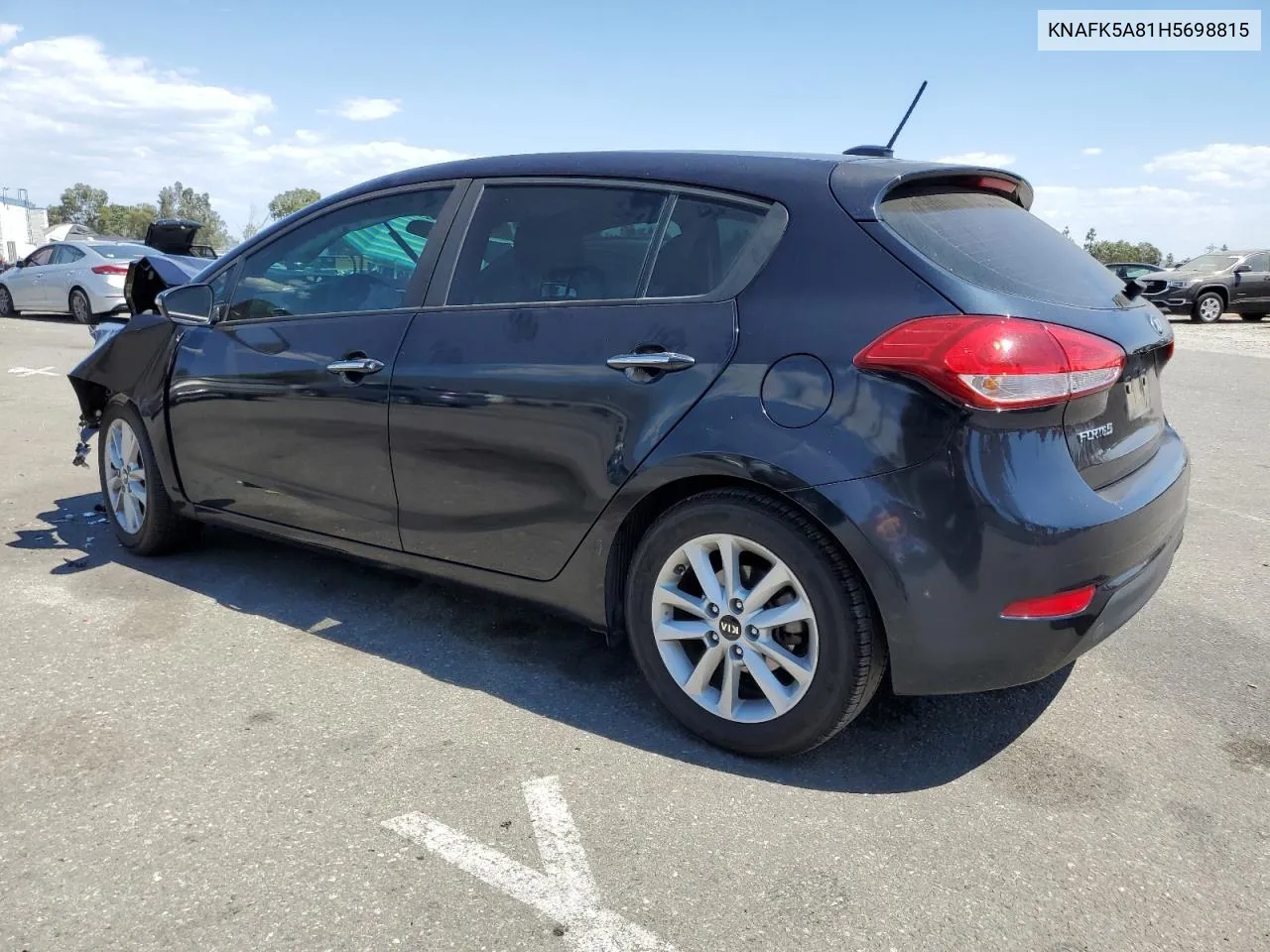 KNAFK5A81H5698815 2017 Kia Forte Lx