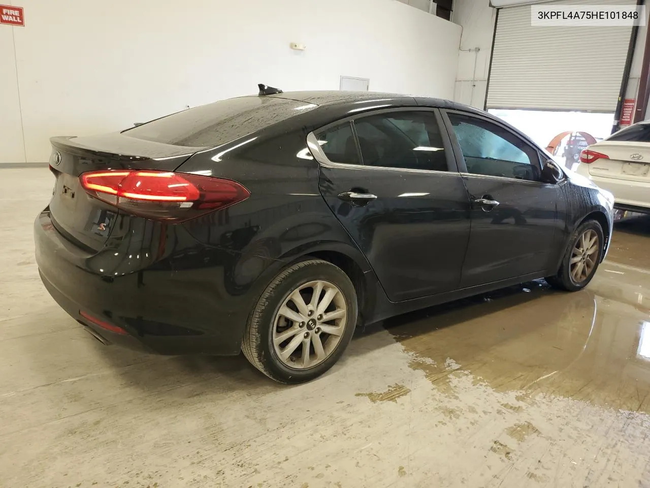 2017 Kia Forte Lx VIN: 3KPFL4A75HE101848 Lot: 70990574