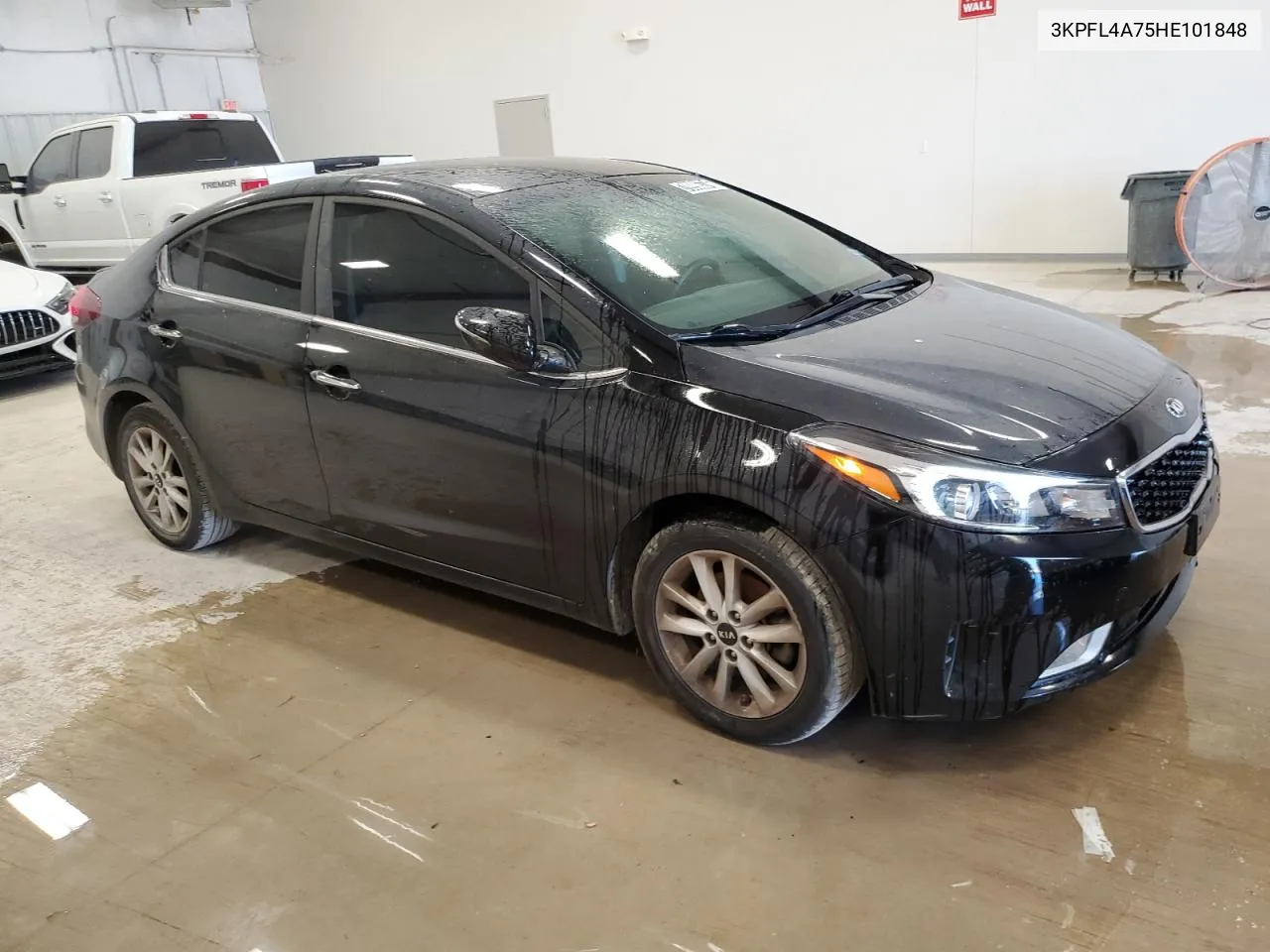 2017 Kia Forte Lx VIN: 3KPFL4A75HE101848 Lot: 70990574