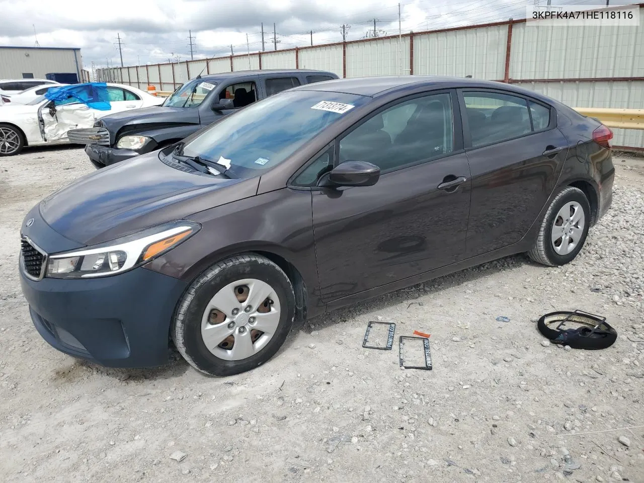 3KPFK4A71HE118116 2017 Kia Forte Lx