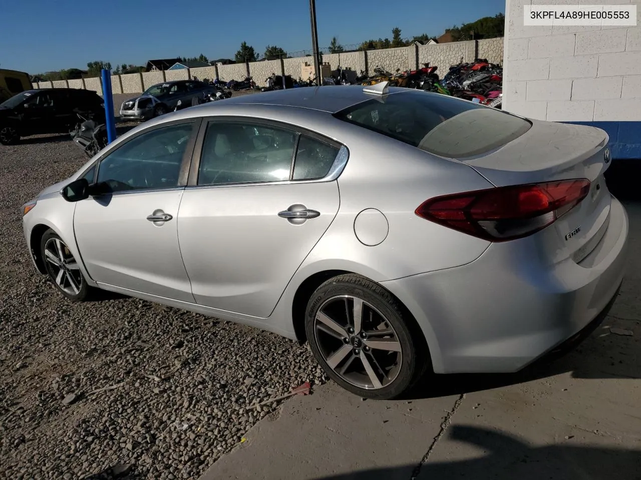 3KPFL4A89HE005553 2017 Kia Forte Ex