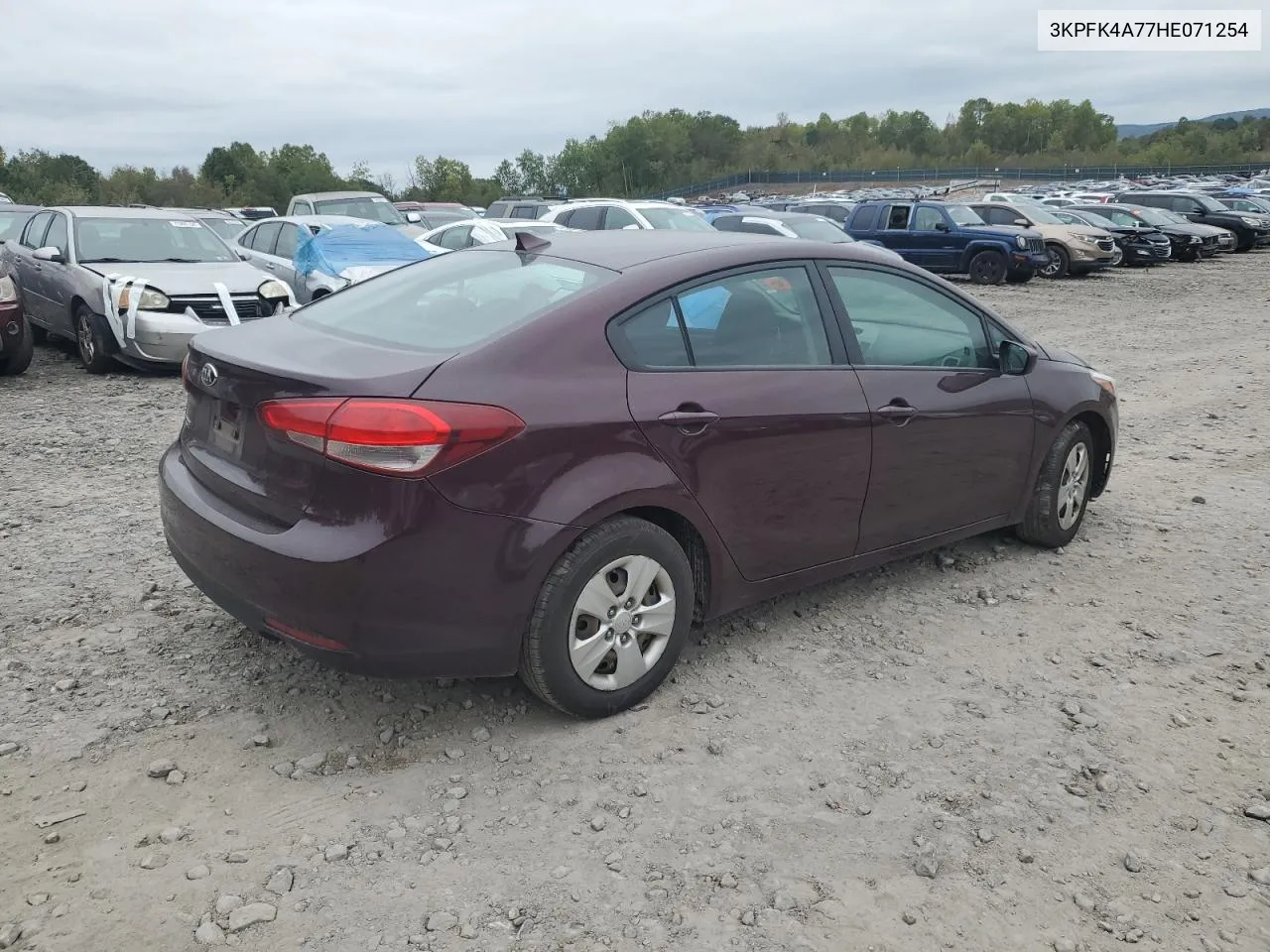 2017 Kia Forte Lx VIN: 3KPFK4A77HE071254 Lot: 72760644