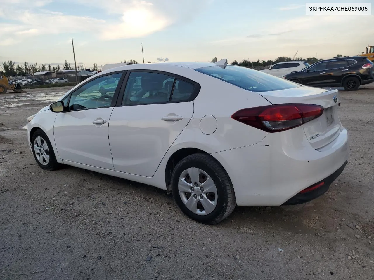 2017 Kia Forte Lx VIN: 3KPFK4A70HE069006 Lot: 74290524