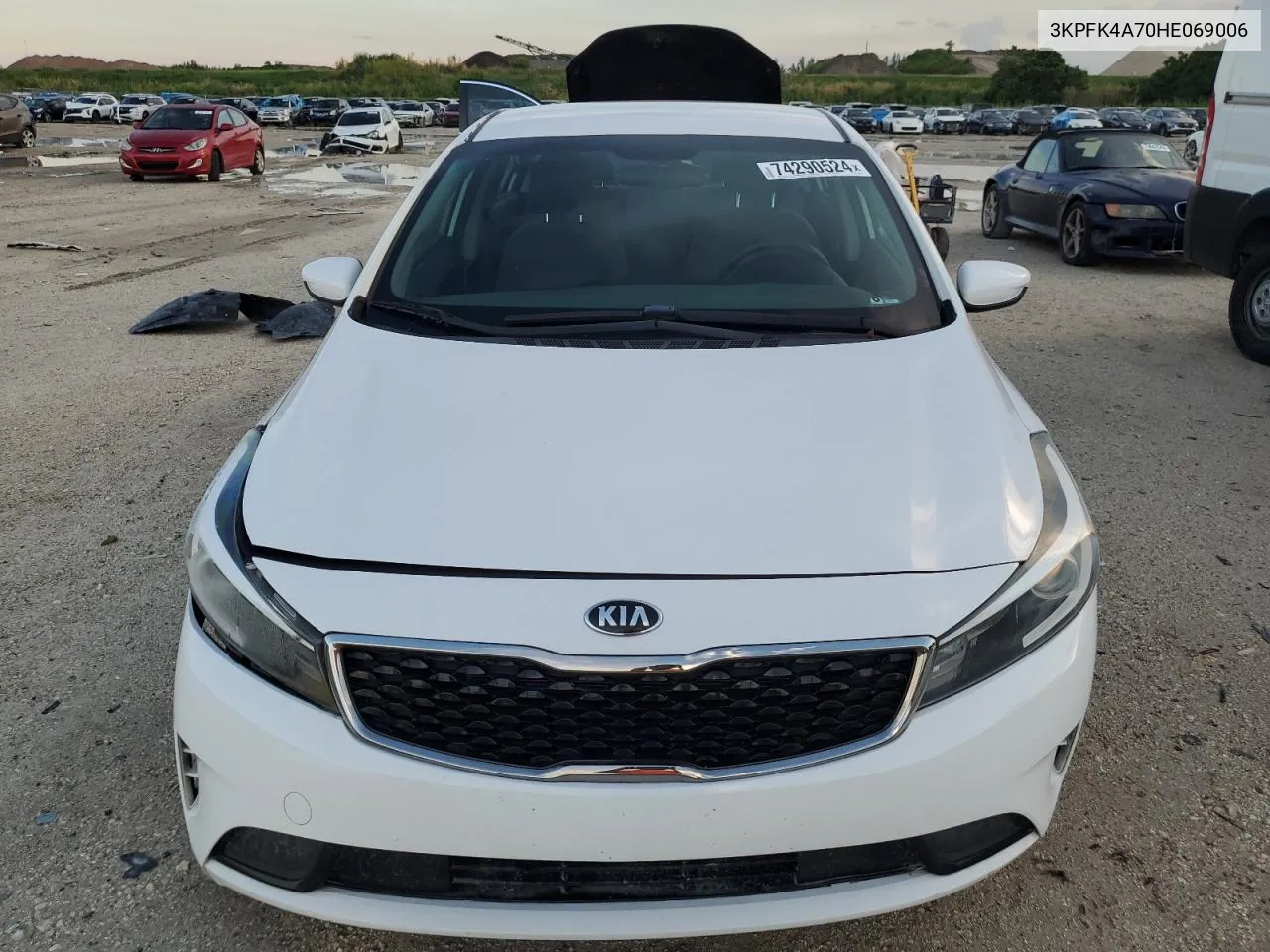 3KPFK4A70HE069006 2017 Kia Forte Lx