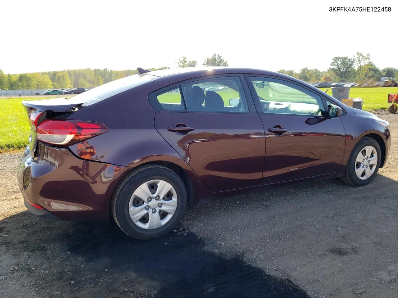 2017 Kia Forte Lx VIN: 3KPFK4A75HE122458 Lot: 74821044