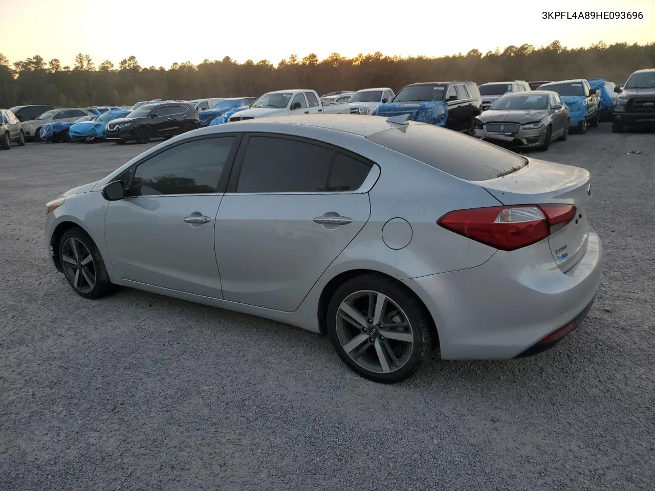 2017 Kia Forte Ex VIN: 3KPFL4A89HE093696 Lot: 76564604