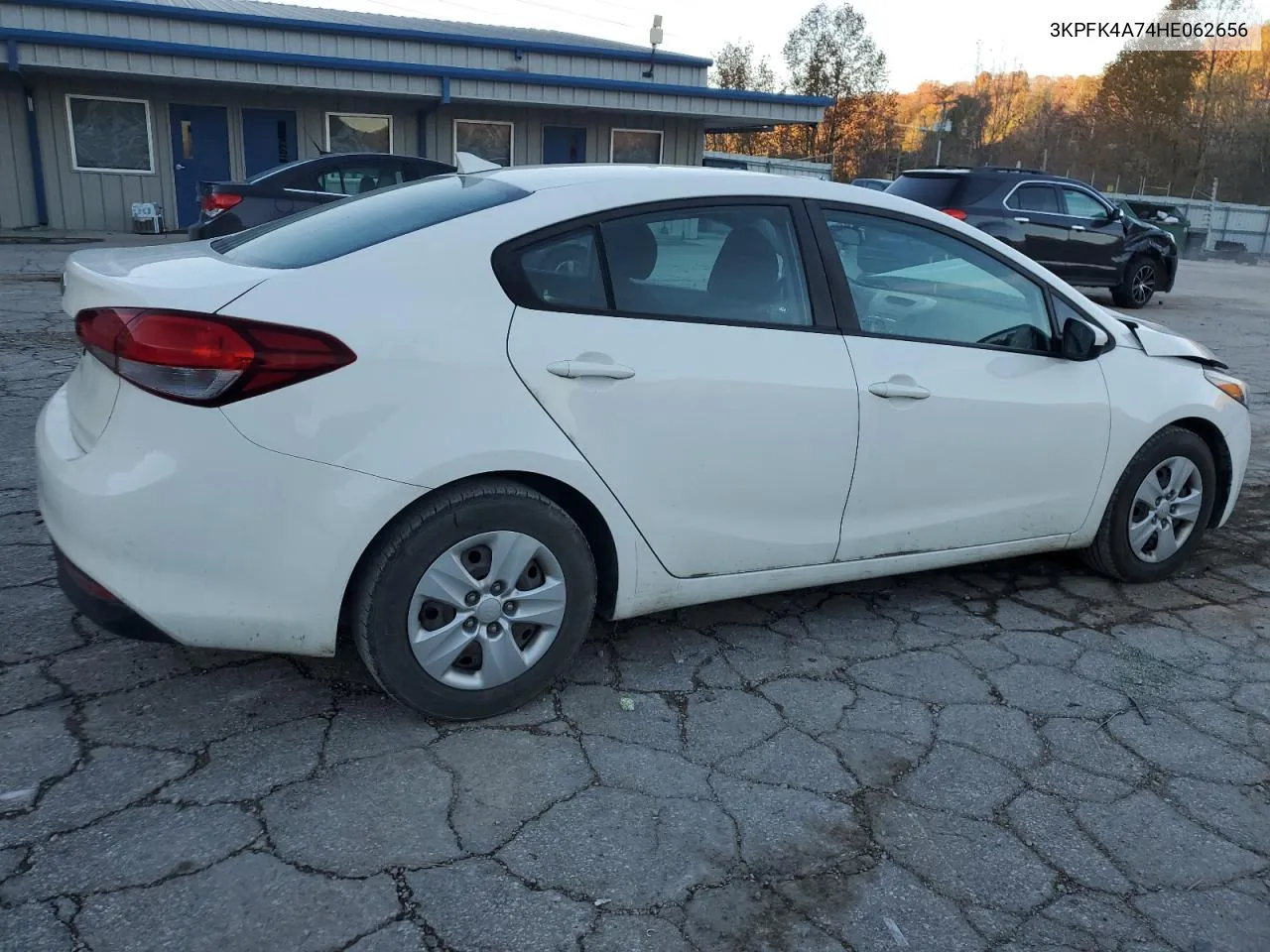 2017 Kia Forte Lx VIN: 3KPFK4A74HE062656 Lot: 76583904