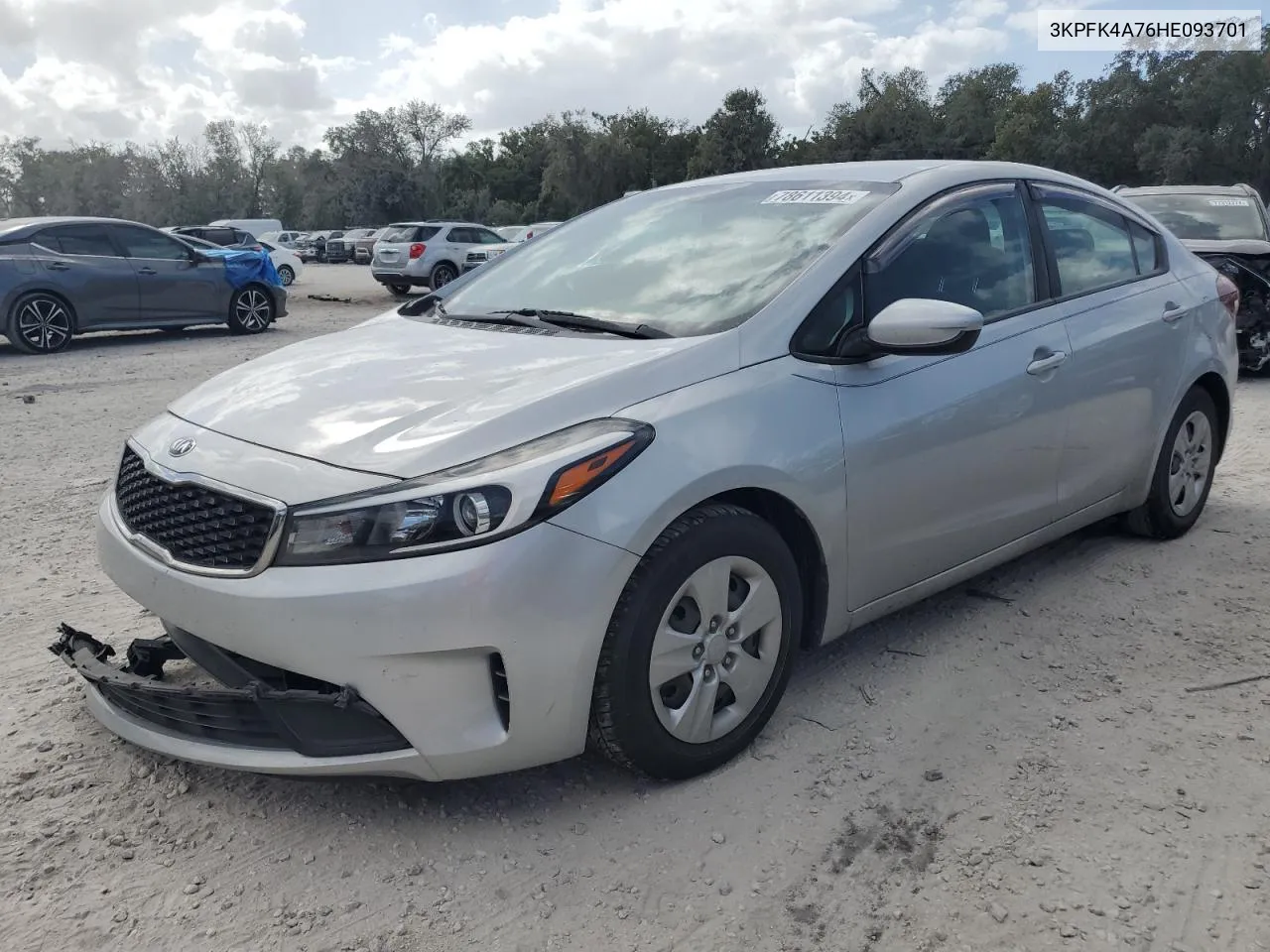 2017 Kia Forte Lx VIN: 3KPFK4A76HE093701 Lot: 78611394