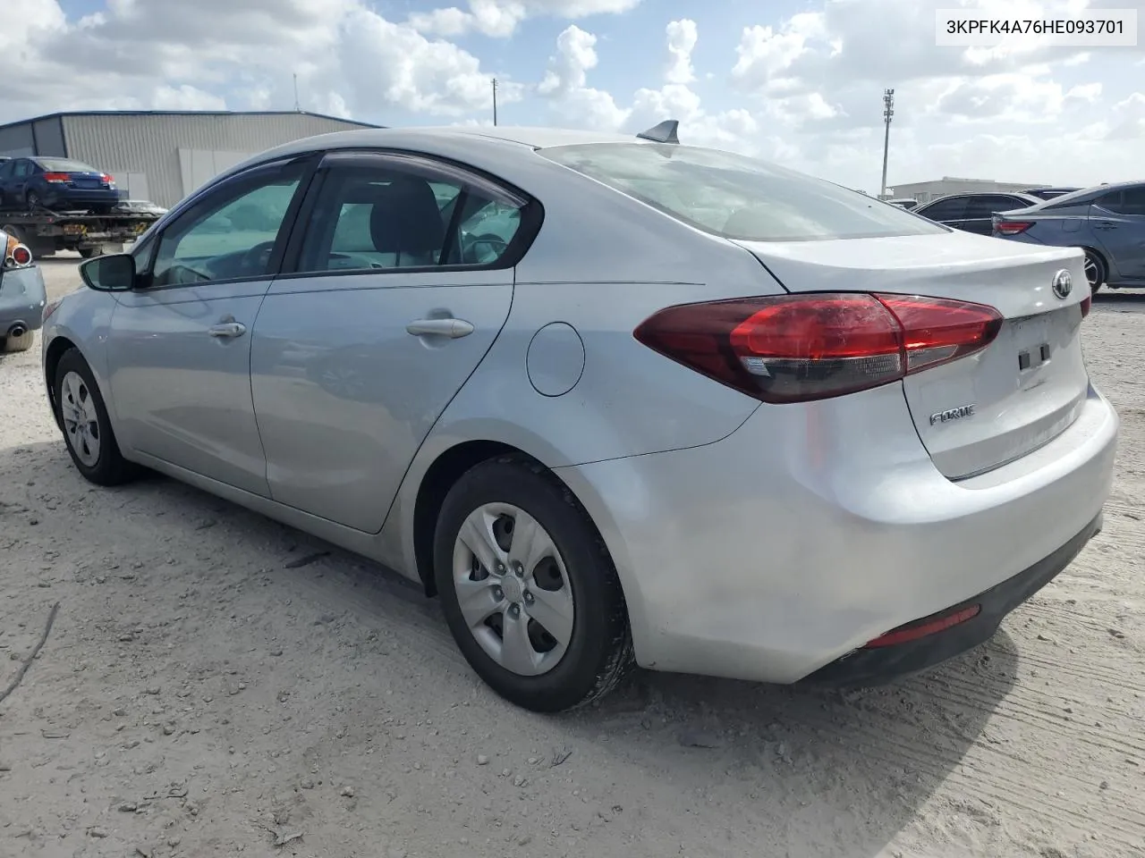 2017 Kia Forte Lx VIN: 3KPFK4A76HE093701 Lot: 78611394