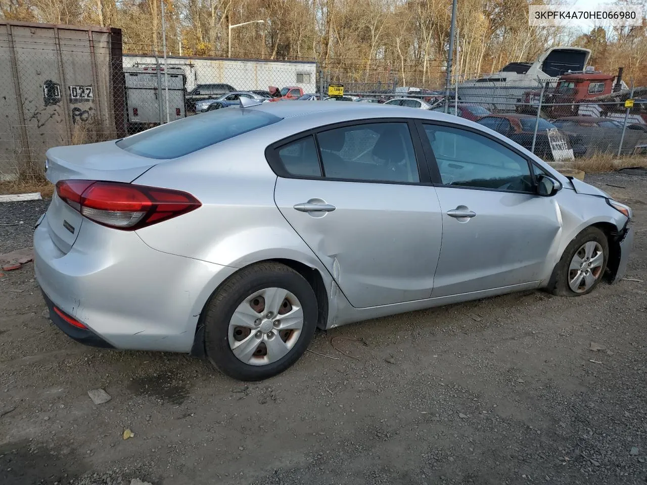 2017 Kia Forte Lx VIN: 3KPFK4A70HE066980 Lot: 80133314