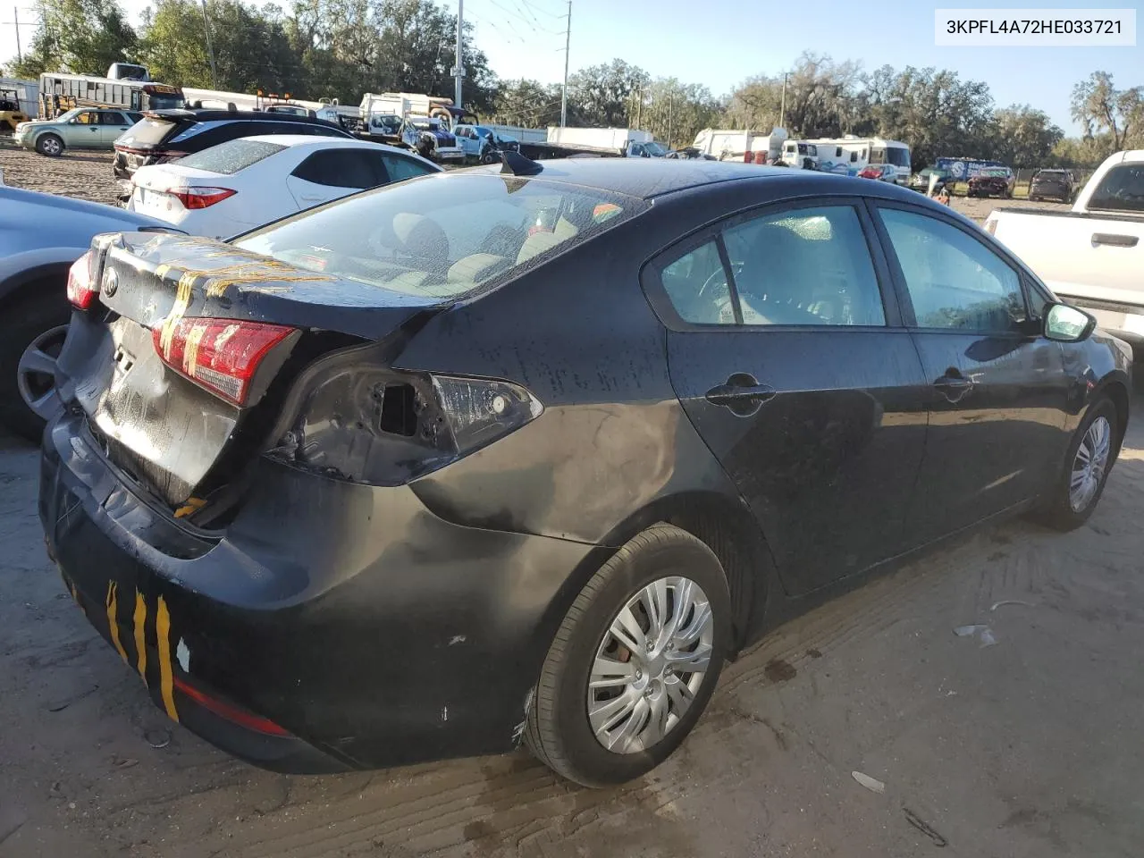 2017 Kia Forte Lx VIN: 3KPFL4A72HE033721 Lot: 80935054