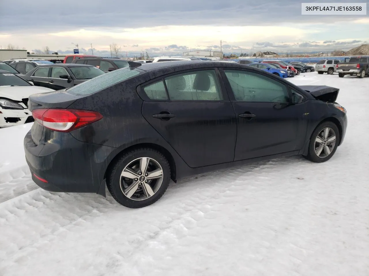 2018 Kia Forte Lx VIN: 3KPFL4A71JE163558 Lot: 40520294