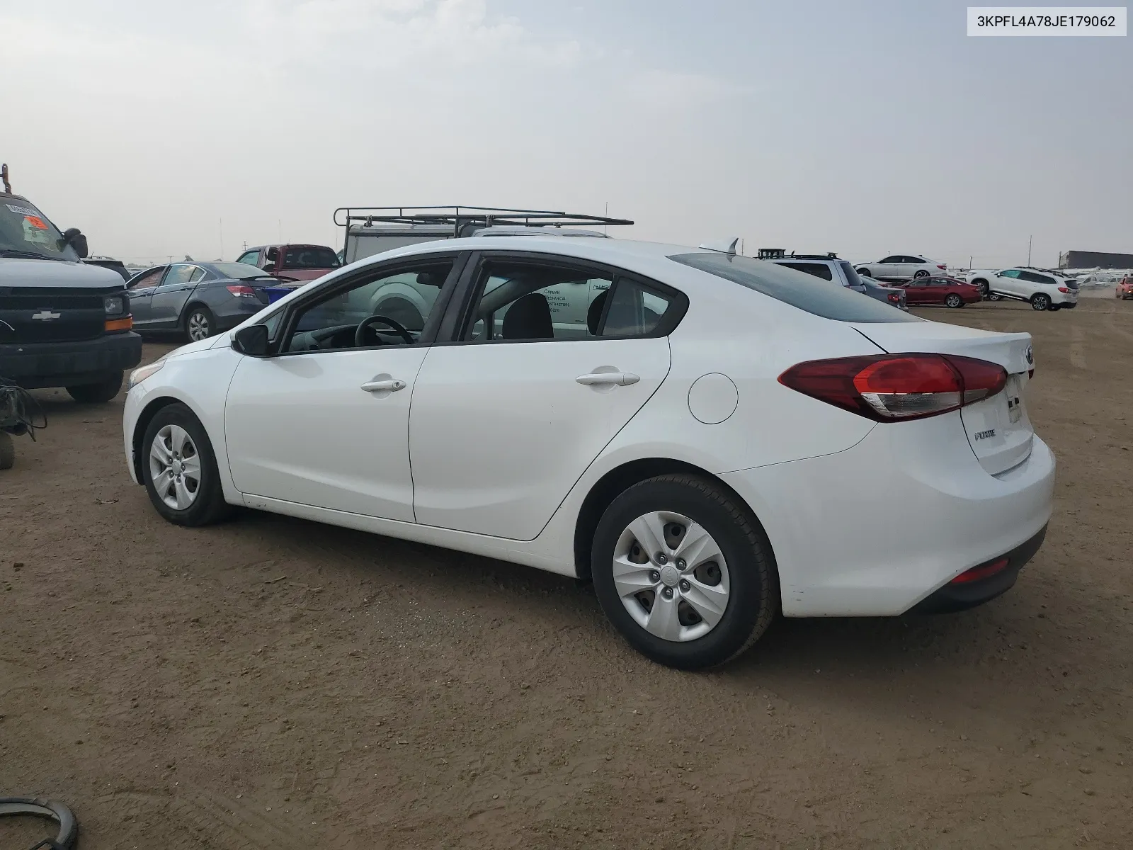 3KPFL4A78JE179062 2018 Kia Forte Lx