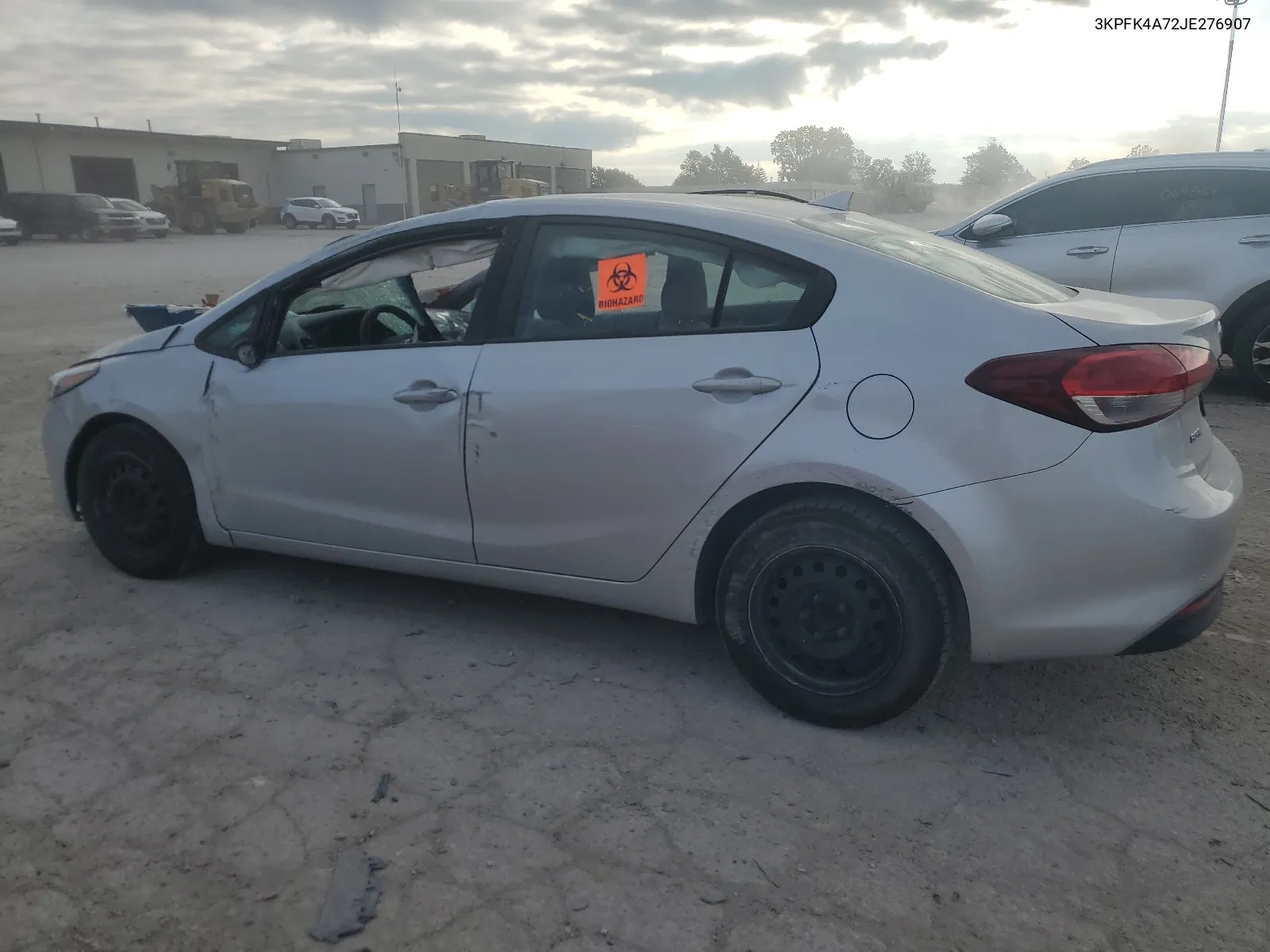 3KPFK4A72JE276907 2018 Kia Forte Lx