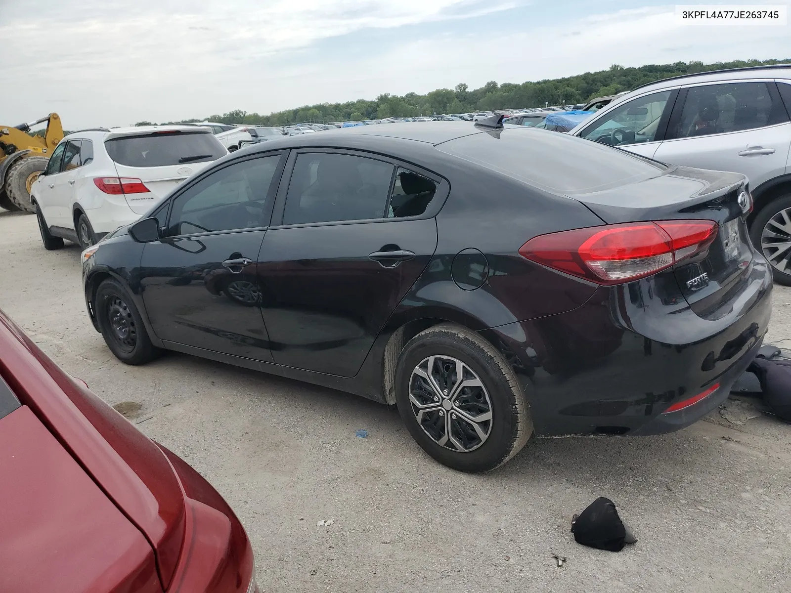 3KPFL4A77JE263745 2018 Kia Forte Lx