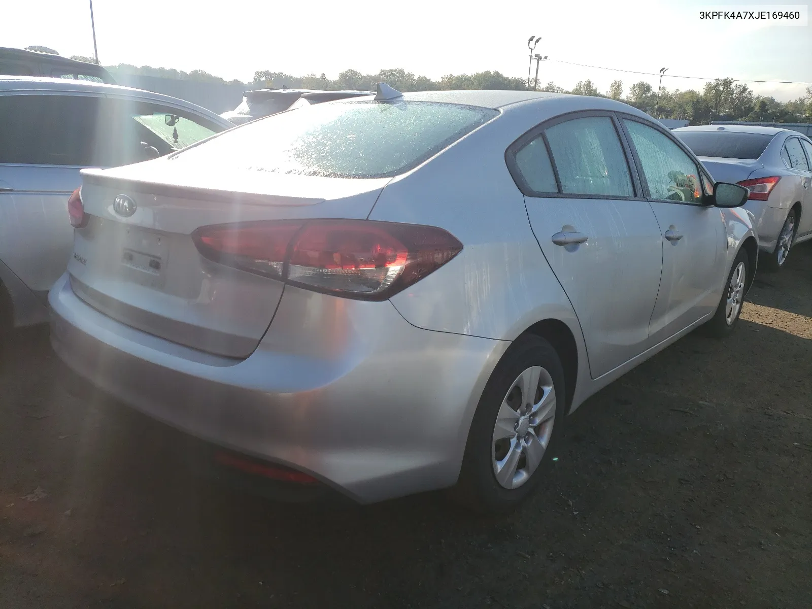 3KPFK4A7XJE169460 2018 Kia Forte Lx