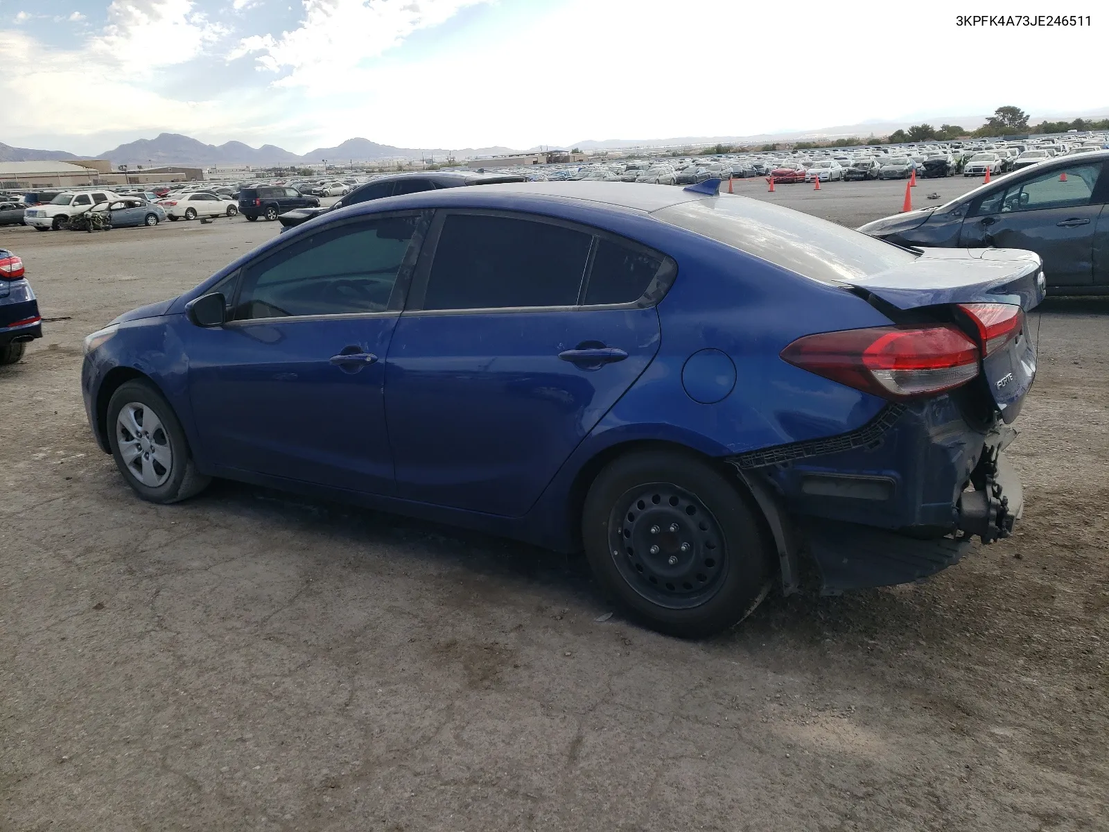 3KPFK4A73JE246511 2018 Kia Forte Lx