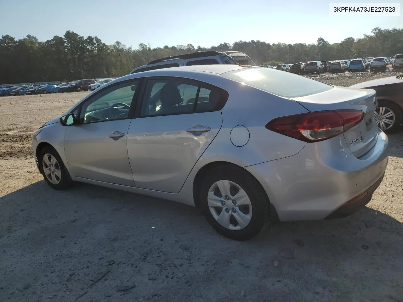 3KPFK4A73JE227523 2018 Kia Forte Lx