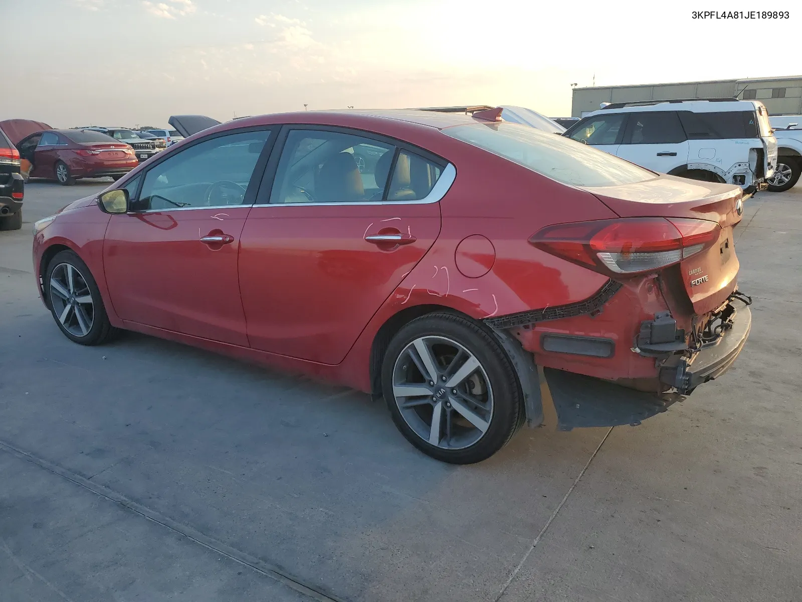 3KPFL4A81JE189893 2018 Kia Forte Ex