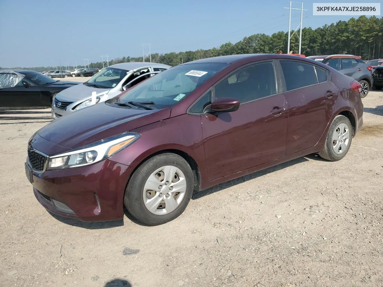 3KPFK4A7XJE258896 2018 Kia Forte Lx