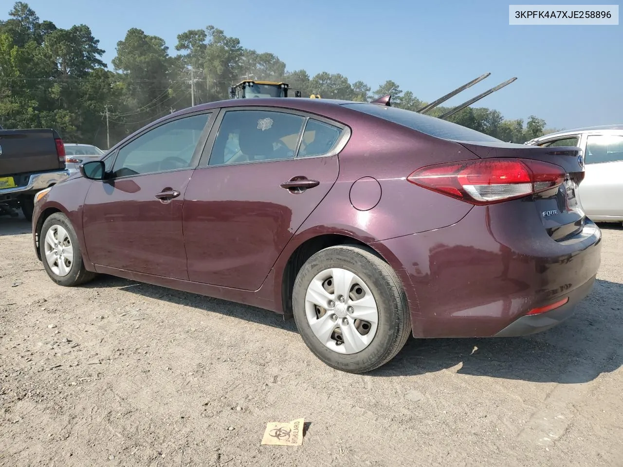 3KPFK4A7XJE258896 2018 Kia Forte Lx