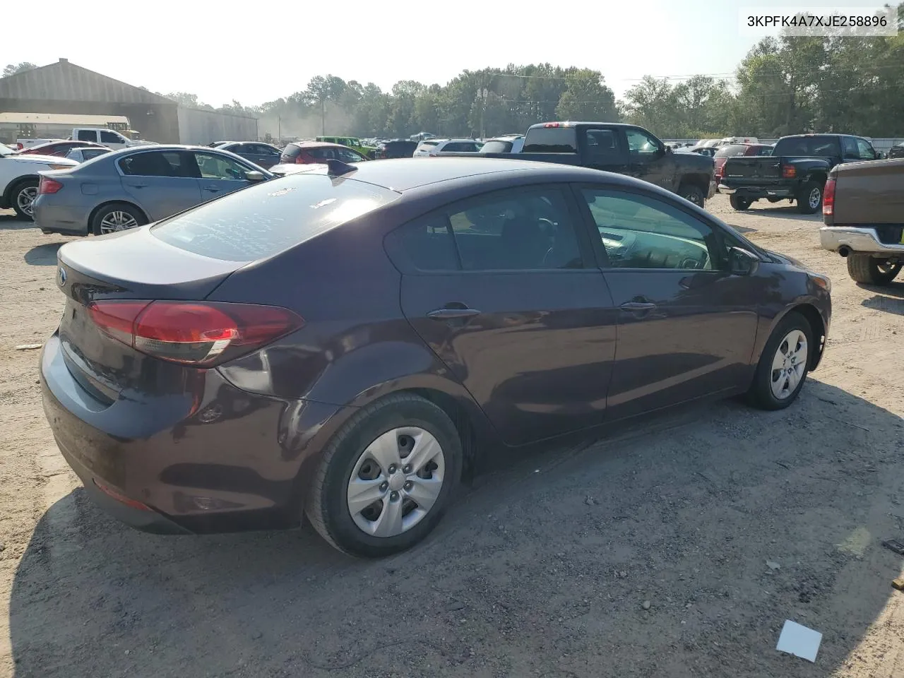 3KPFK4A7XJE258896 2018 Kia Forte Lx