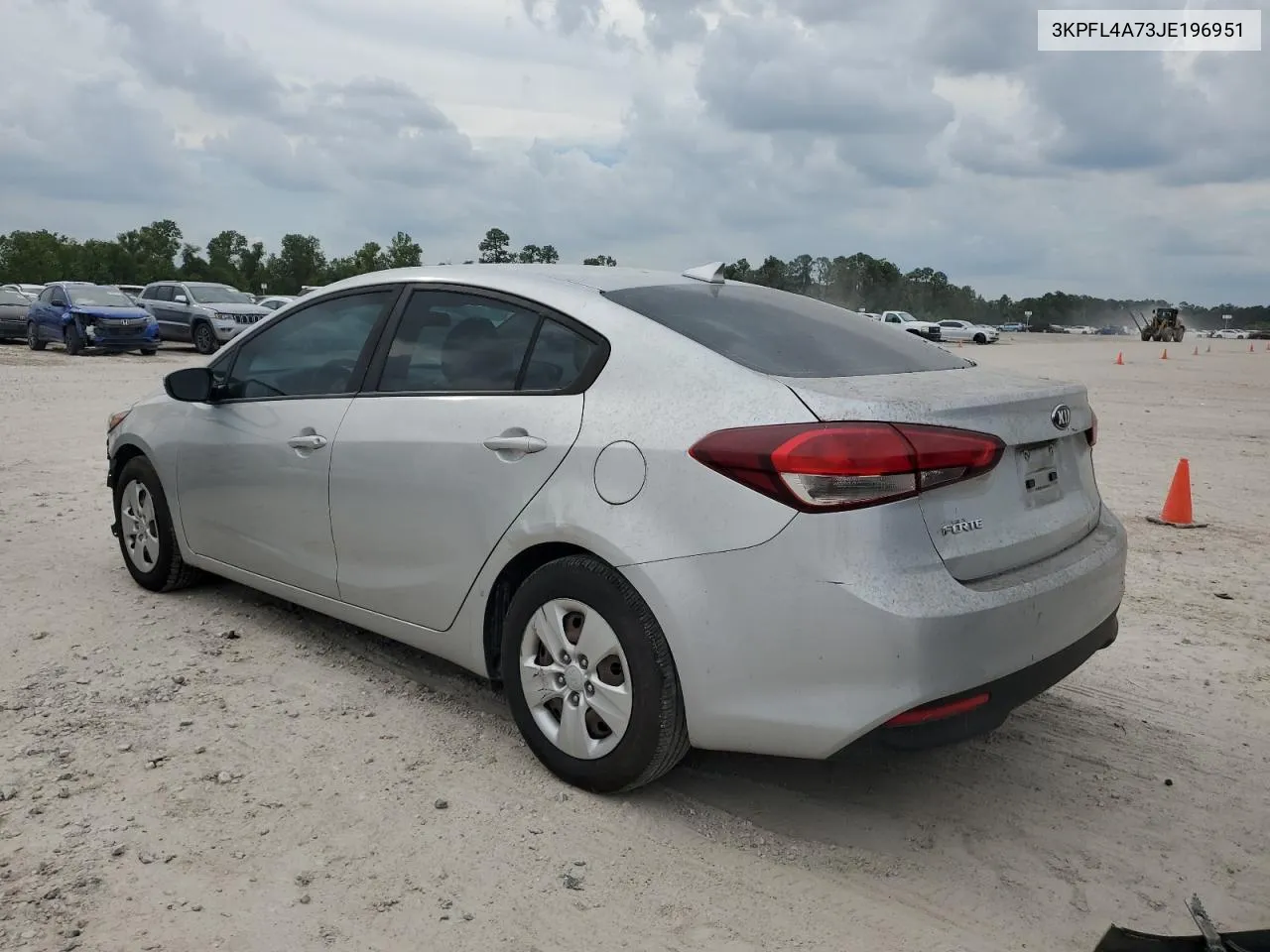 3KPFL4A73JE196951 2018 Kia Forte Lx