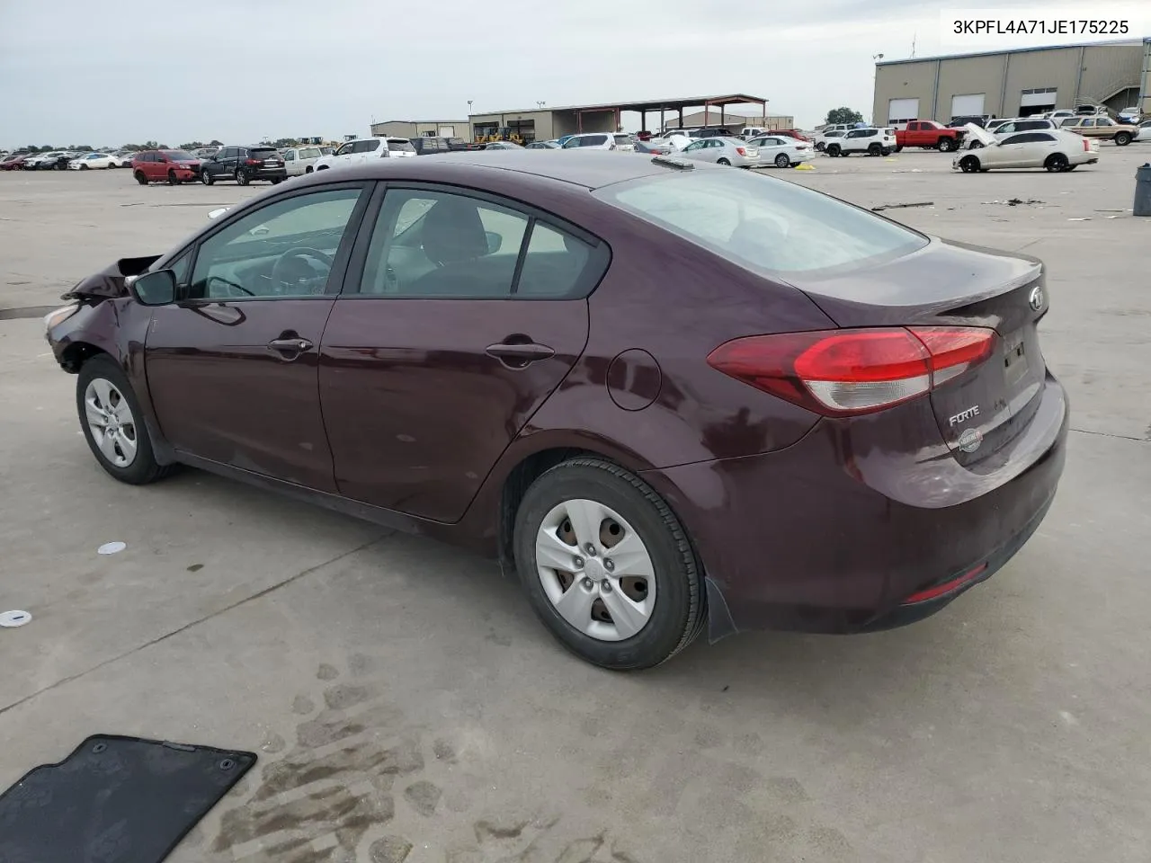 3KPFL4A71JE175225 2018 Kia Forte Lx