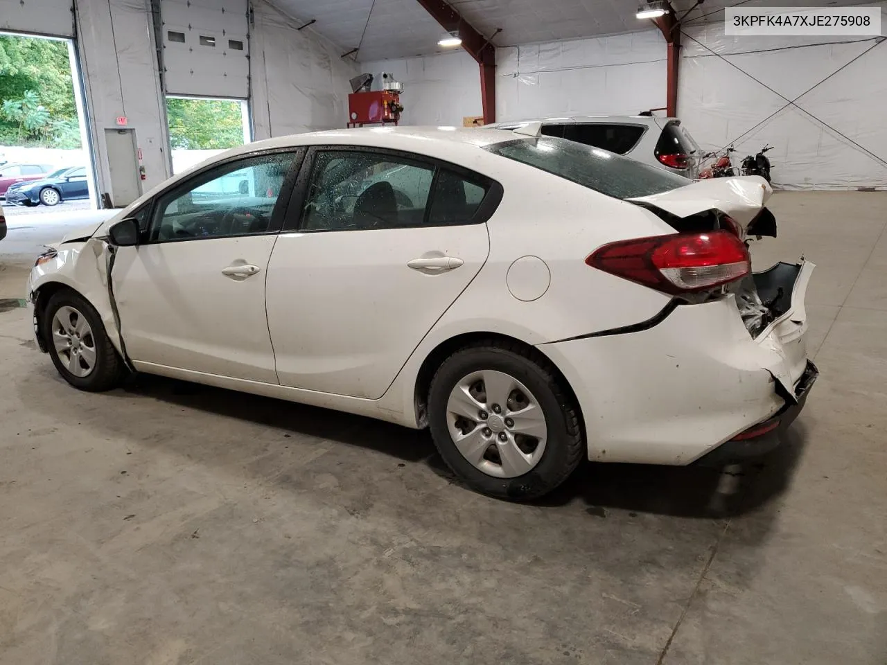 3KPFK4A7XJE275908 2018 Kia Forte Lx