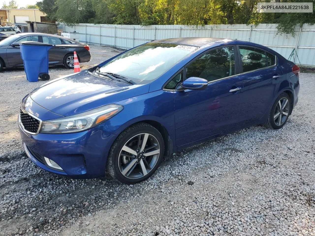 3KPFL4A84JE221638 2018 Kia Forte Ex