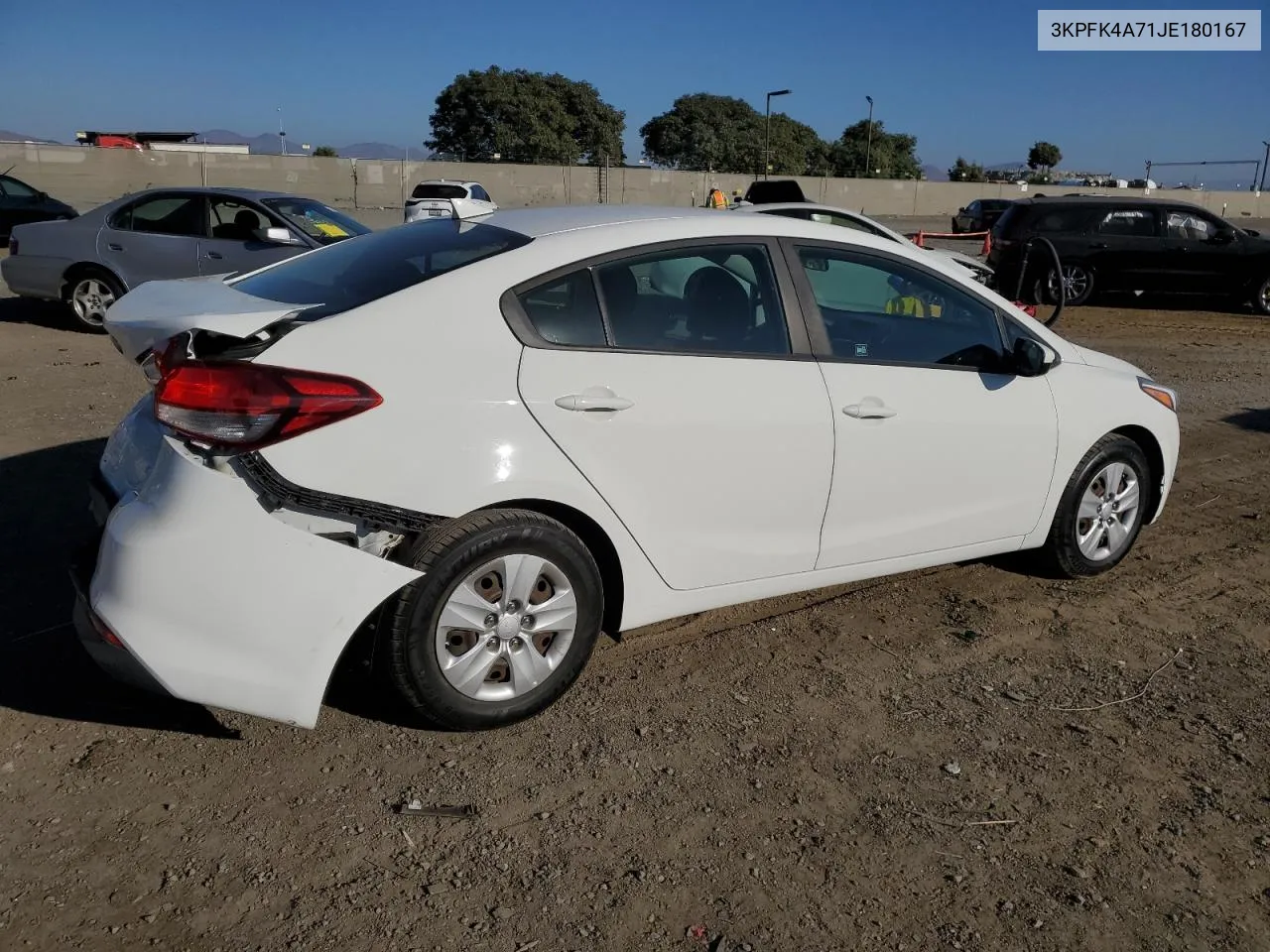 3KPFK4A71JE180167 2018 Kia Forte Lx