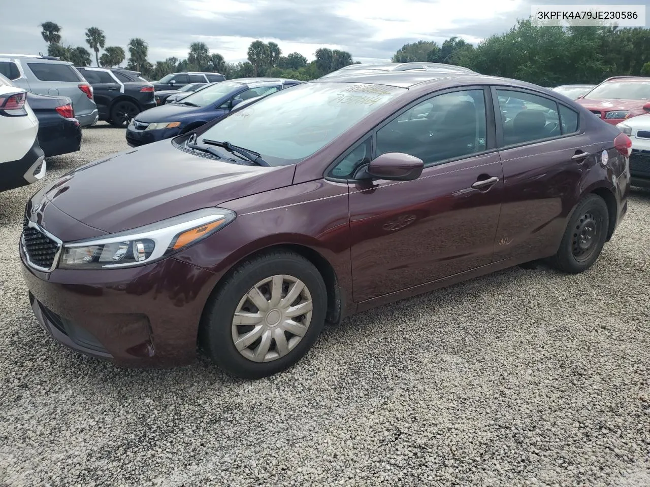 3KPFK4A79JE230586 2018 Kia Forte Lx