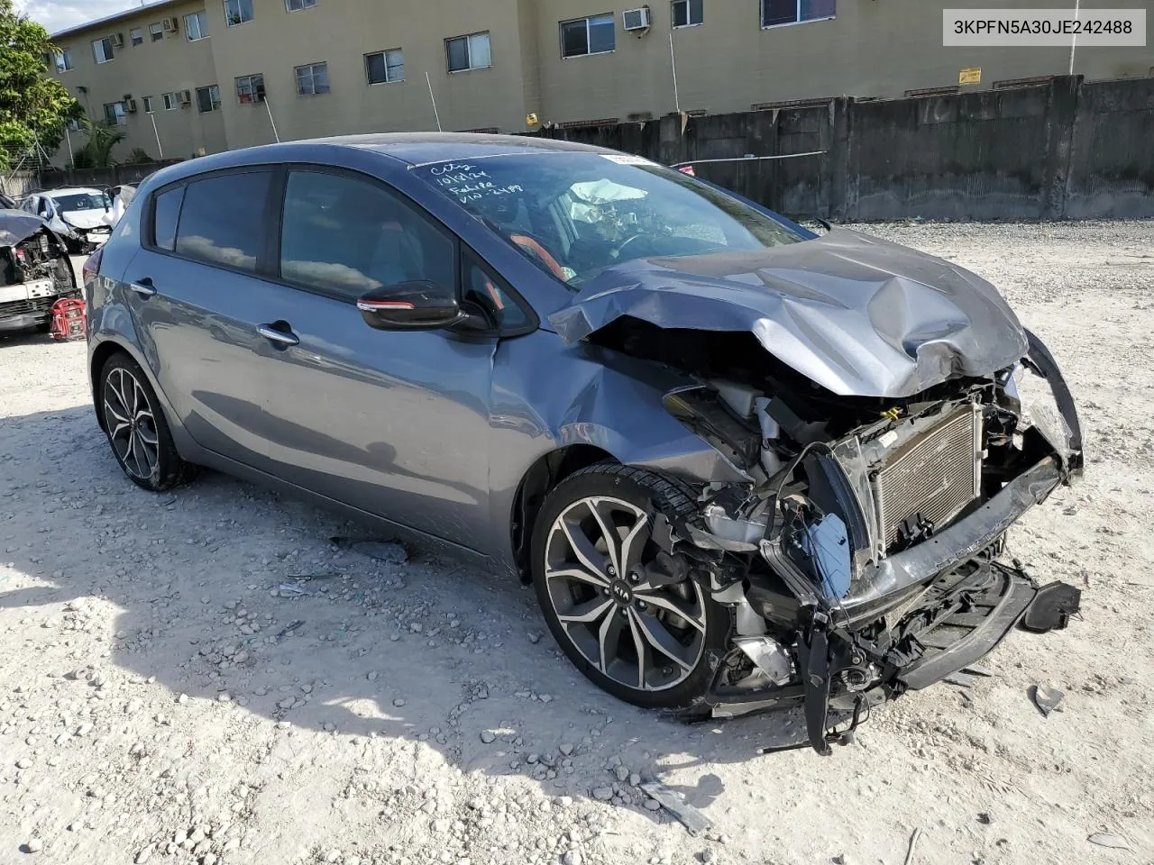 3KPFN5A30JE242488 2018 Kia Forte Ex