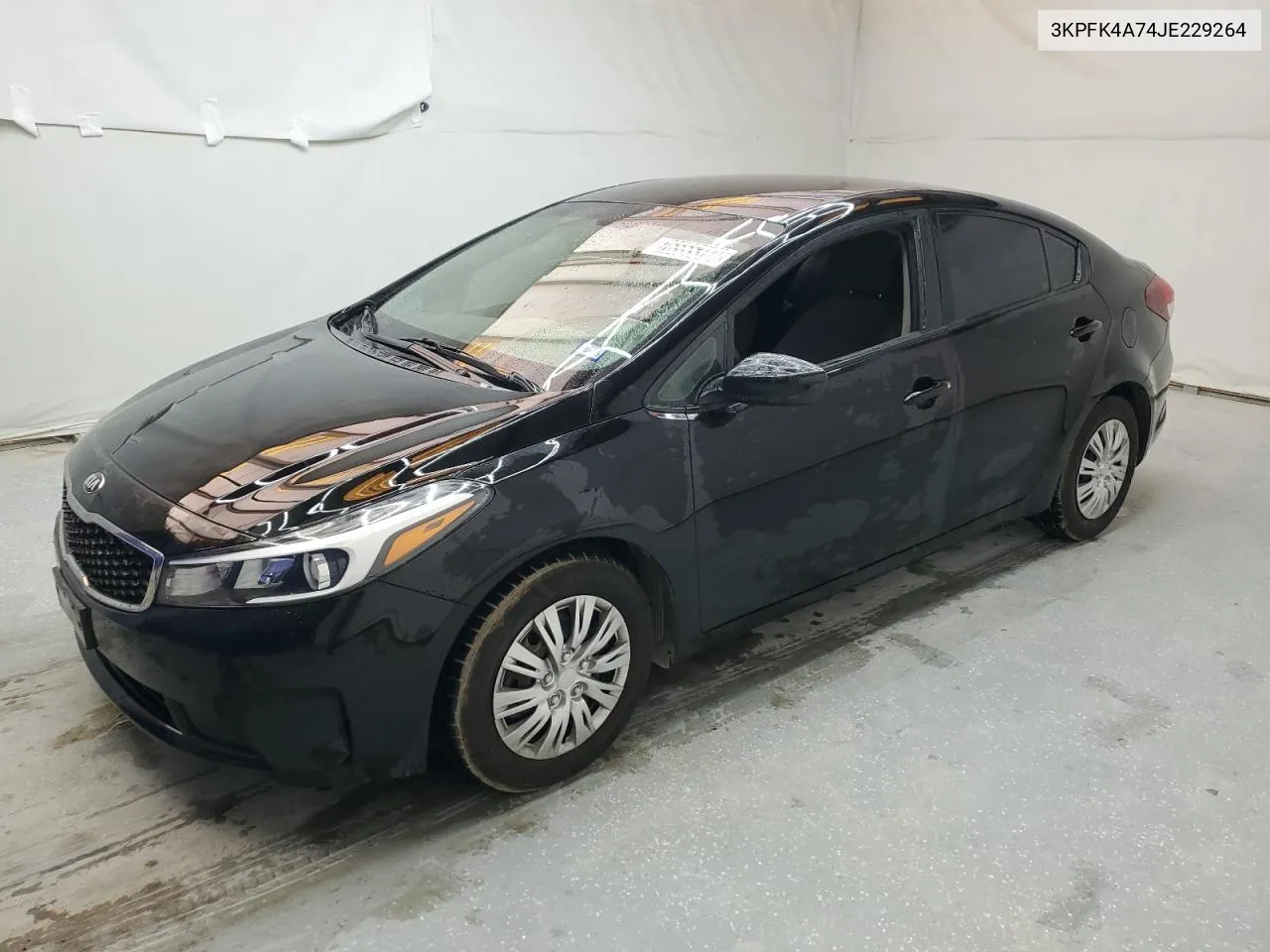 2018 Kia Forte Lx VIN: 3KPFK4A74JE229264 Lot: 76555314