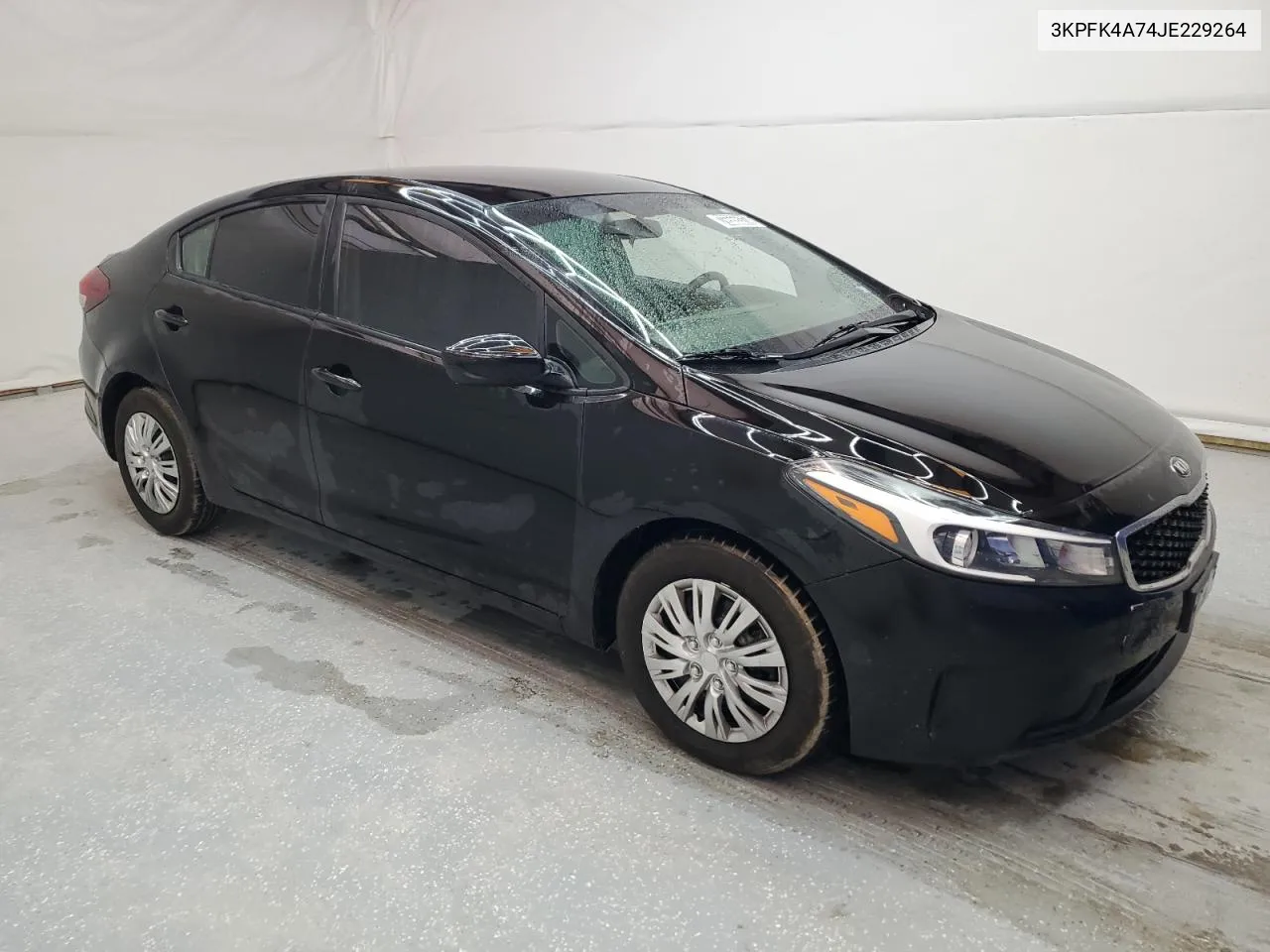 2018 Kia Forte Lx VIN: 3KPFK4A74JE229264 Lot: 76555314