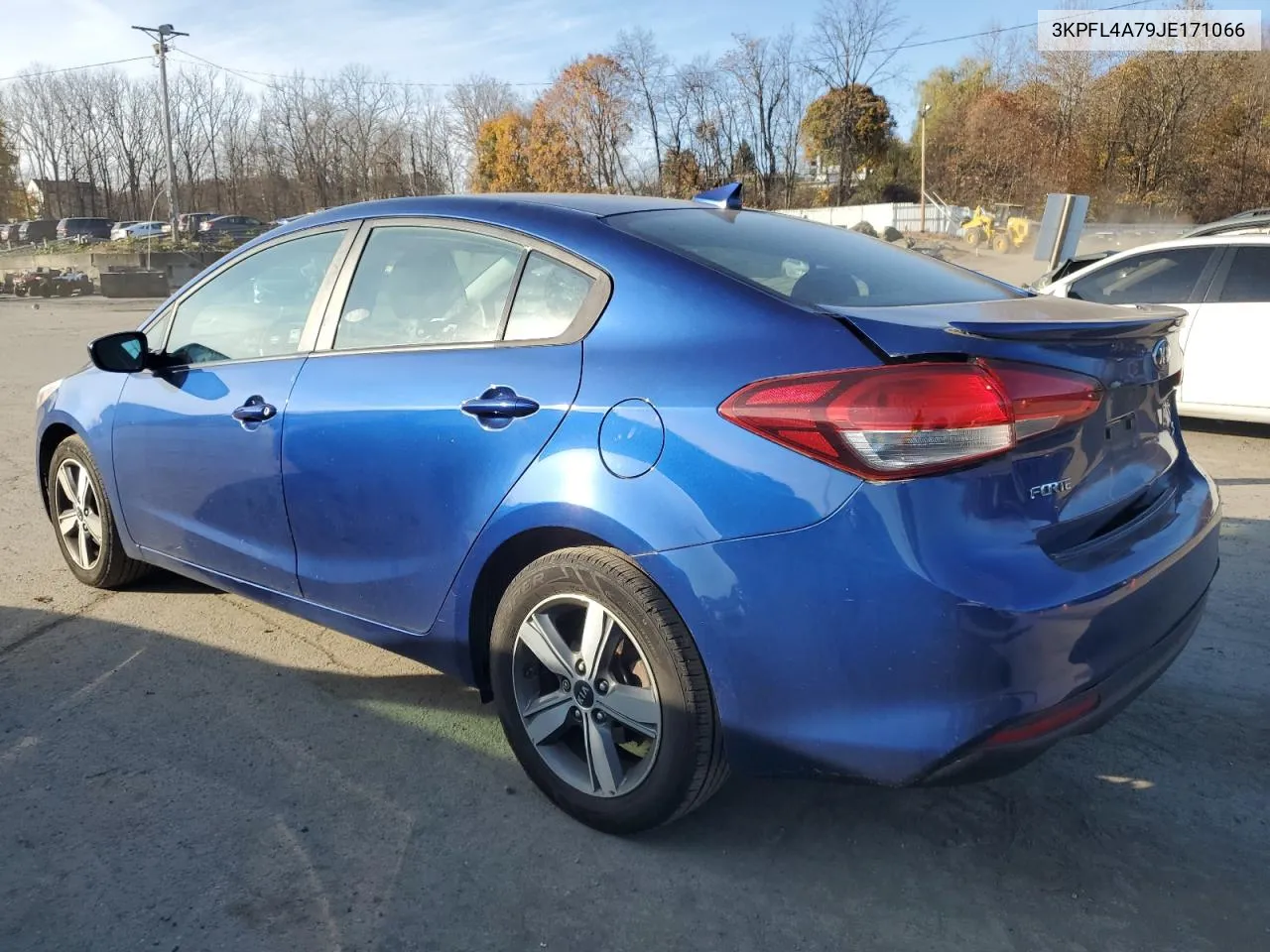 2018 Kia Forte Lx VIN: 3KPFL4A79JE171066 Lot: 79743654