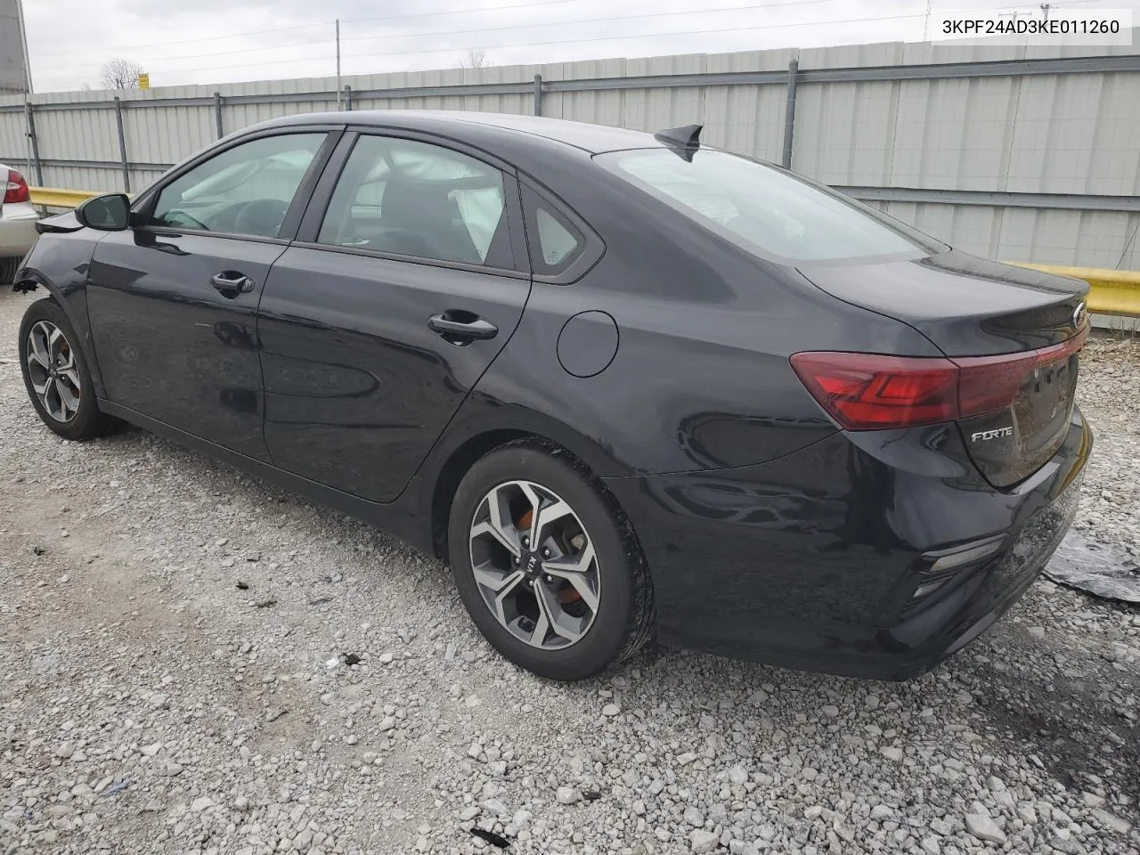 3KPF24AD3KE011260 2019 Kia Forte Fe