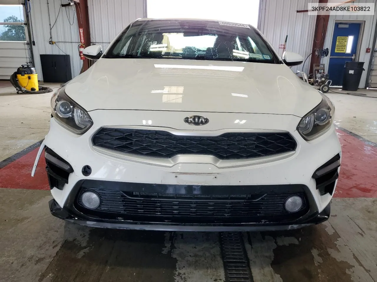 3KPF24AD8KE103822 2019 Kia Forte Fe