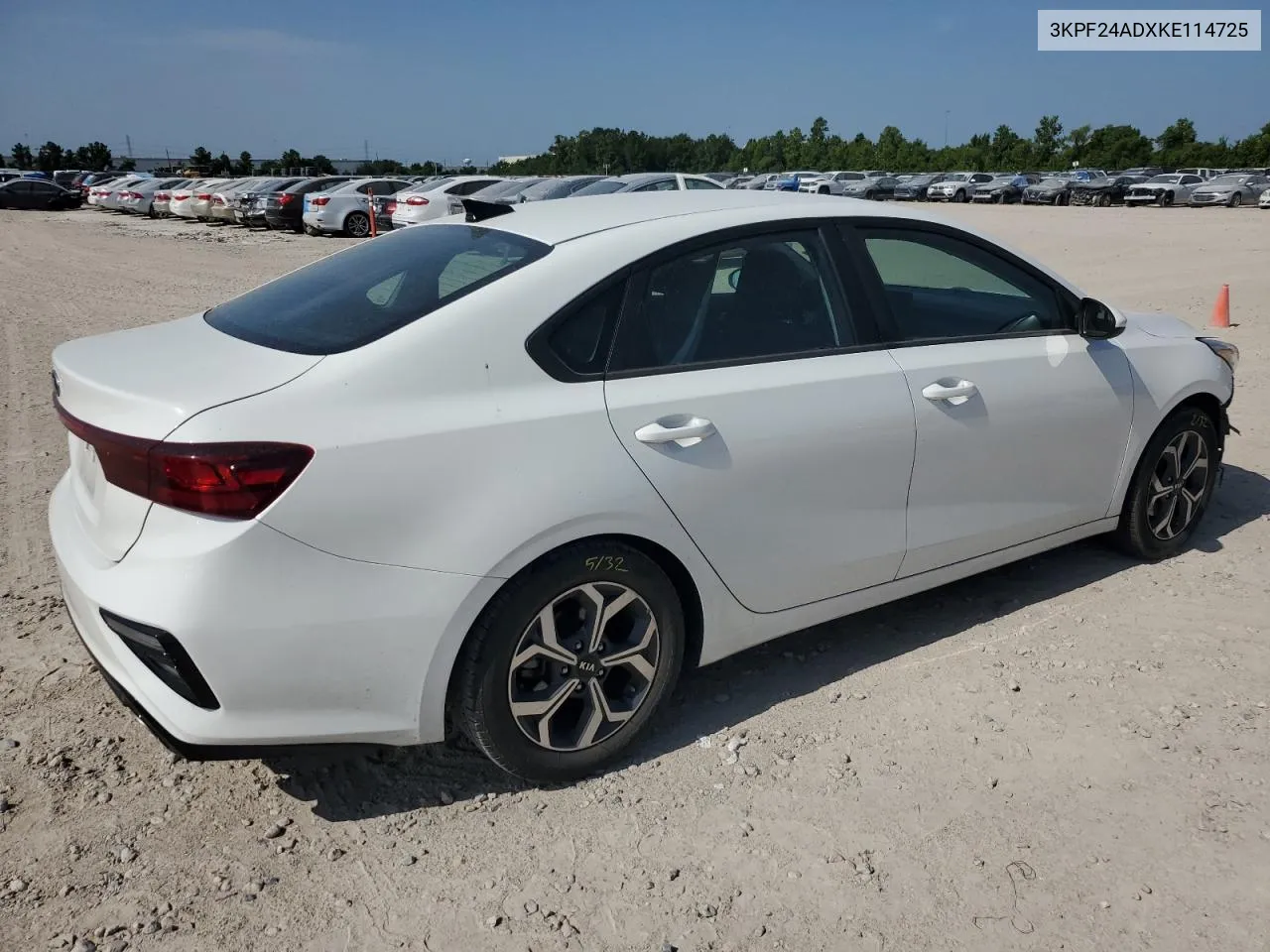 3KPF24ADXKE114725 2019 Kia Forte Fe