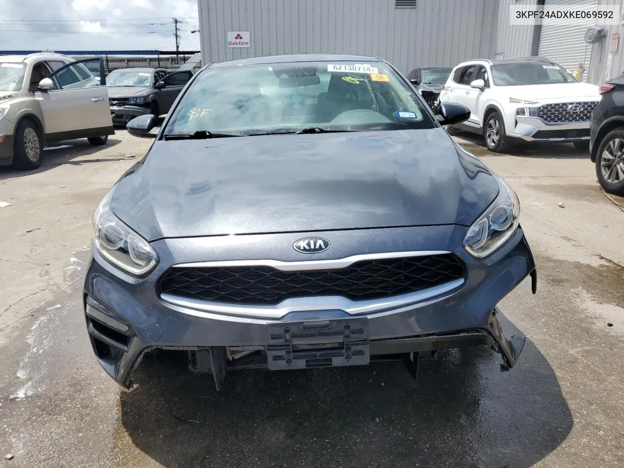 3KPF24ADXKE069592 2019 Kia Forte Fe