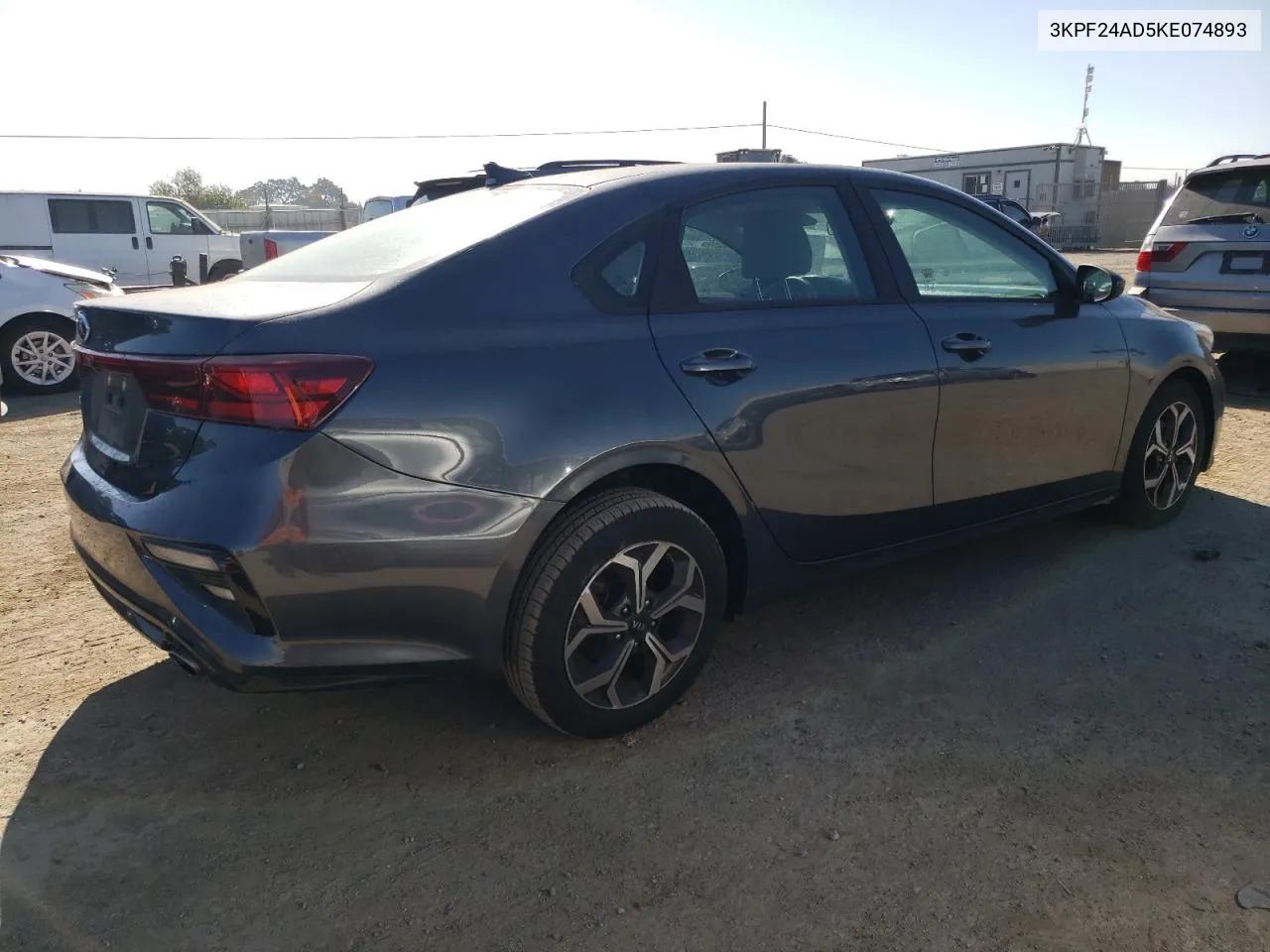 3KPF24AD5KE074893 2019 Kia Forte Fe